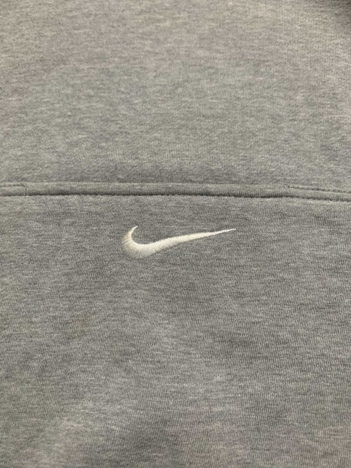 Nike Vintage 90’s Distressed Nike Center Logo Boxy Cut Tag Team Size US M / EU 48-50 / 2 - 2 Thumbnail