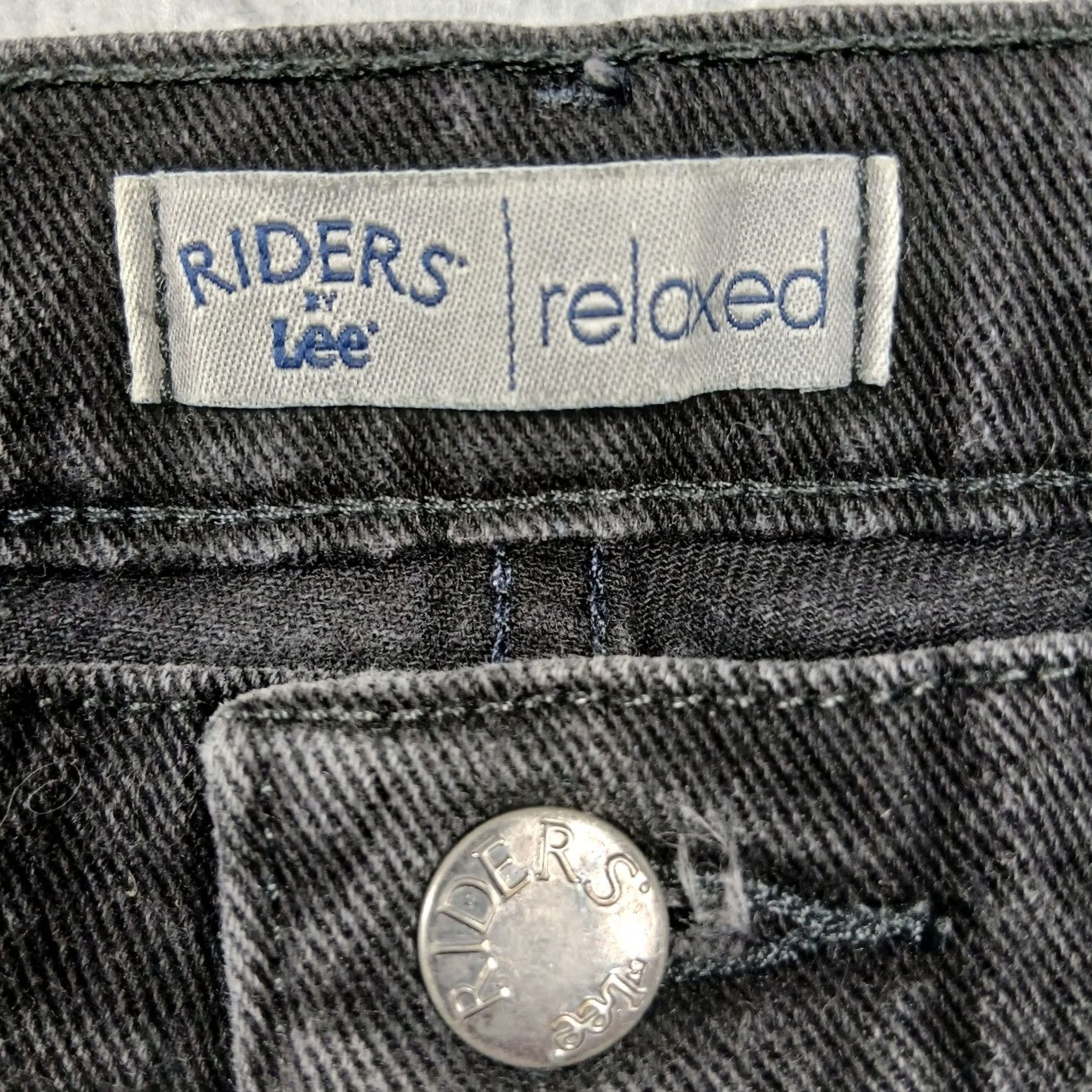 Vintage Riders by Lee Women's Black Relaxed Fit Straight Leg Jeans 12P Stretch Denim Size 34" / US 12 / IT 48 - 3 Thumbnail