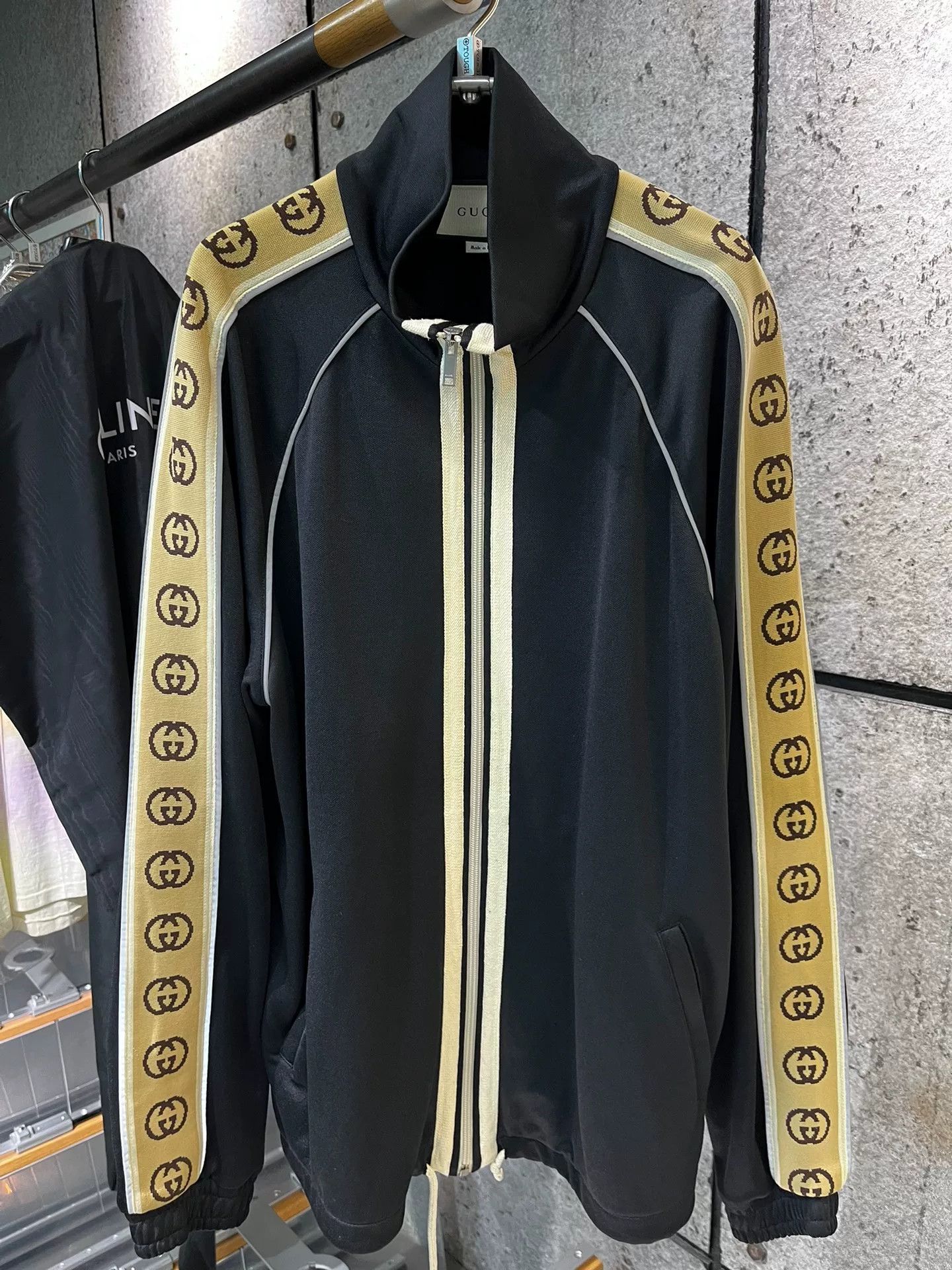Gucci Gucci Black Coat Size M Size US M / EU 48-50 / 2 - 1 Thumbnail
