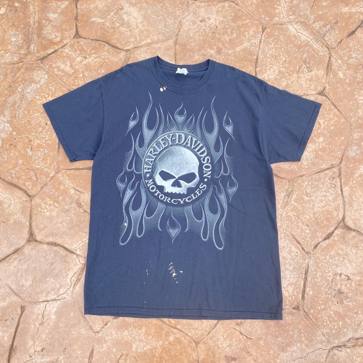 image of Harley Davidson x Skulls Thrashed Faded Harley Davison Motorcycles Skull Flames Tee in Black (Size 