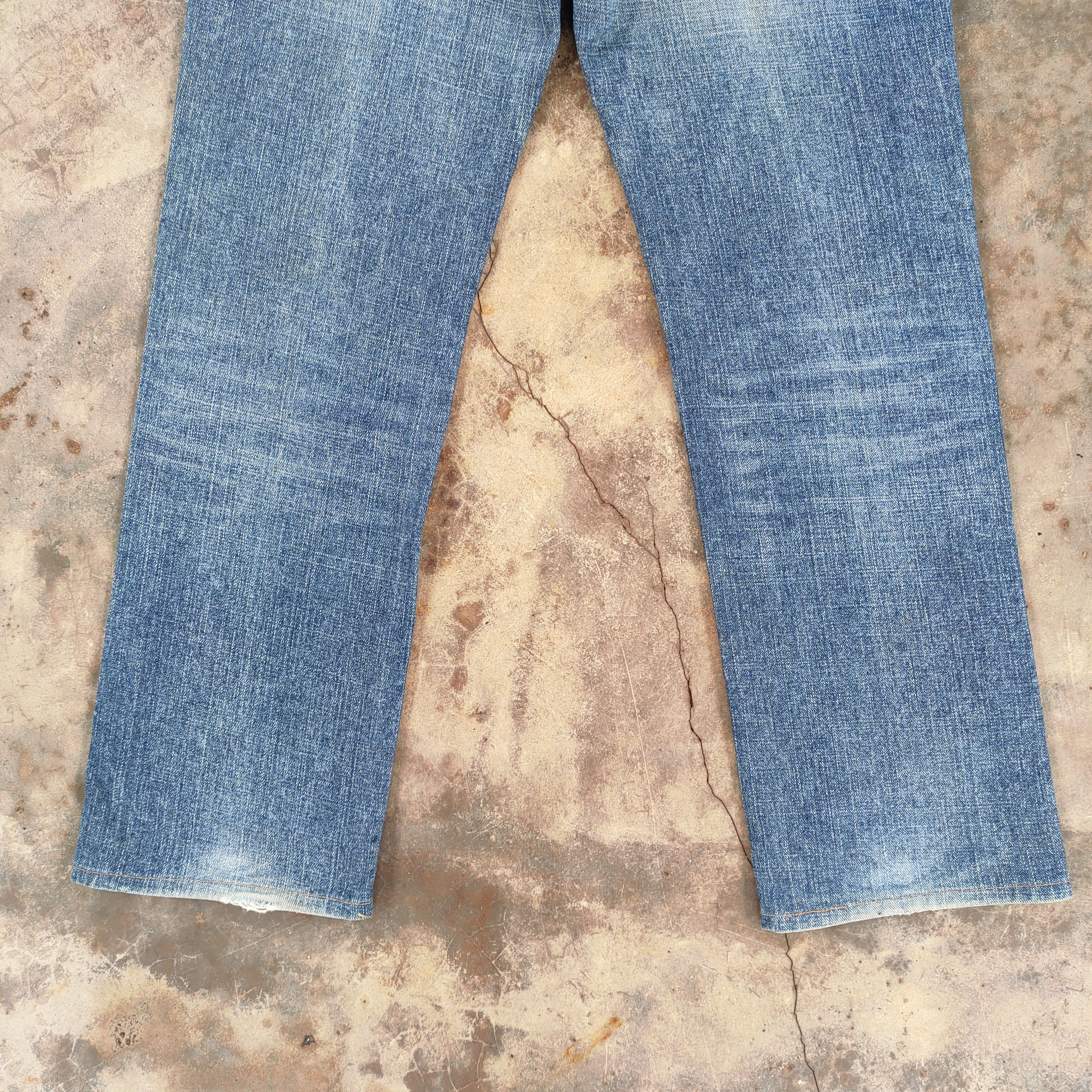 Levi's Vintage Clothing Vintage Levi's 533 faded ripped jeans denim pants Size US 32 / EU 48 - 12 Thumbnail