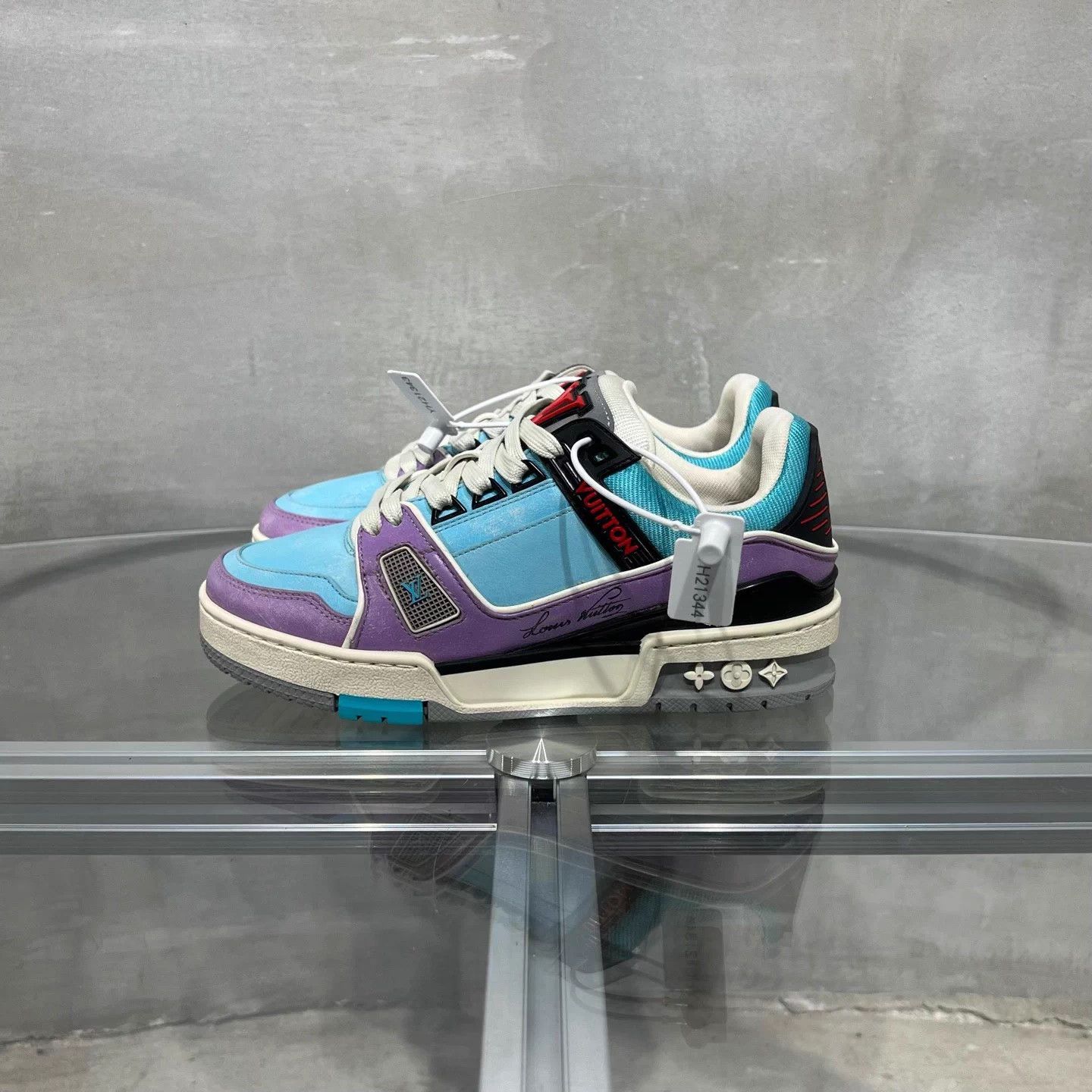 Louis Vuitton LV Trainer Macaron 35.5 Size US 4.5 / IT 34.5 - 3 Thumbnail