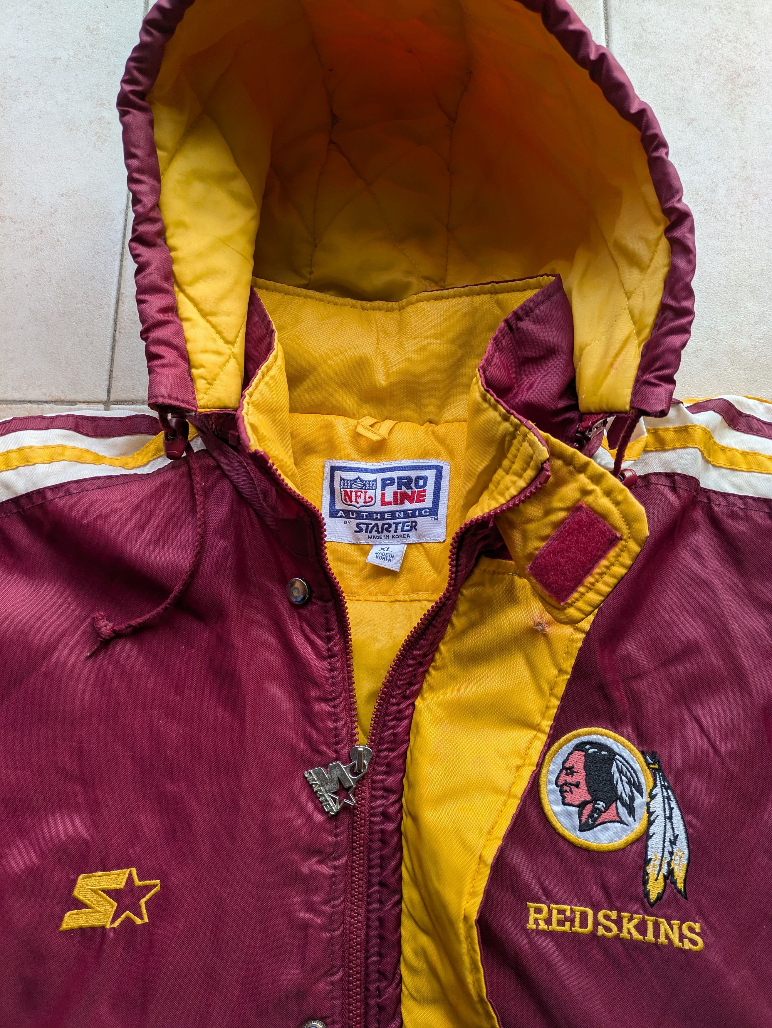 Starter Washington Redskins 90s STARTER puffer XL red NFL vtg Size US XL / EU 56 / 4 - 7 Thumbnail