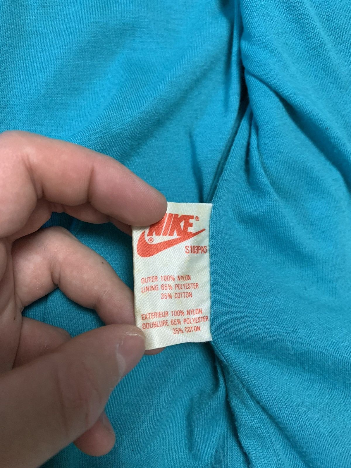 Vintage Vintage Nike Jacket Nylon Windbreaker Baggy Swoosh Y2K 90s Size US M / EU 48-50 / 2 - 14 Thumbnail