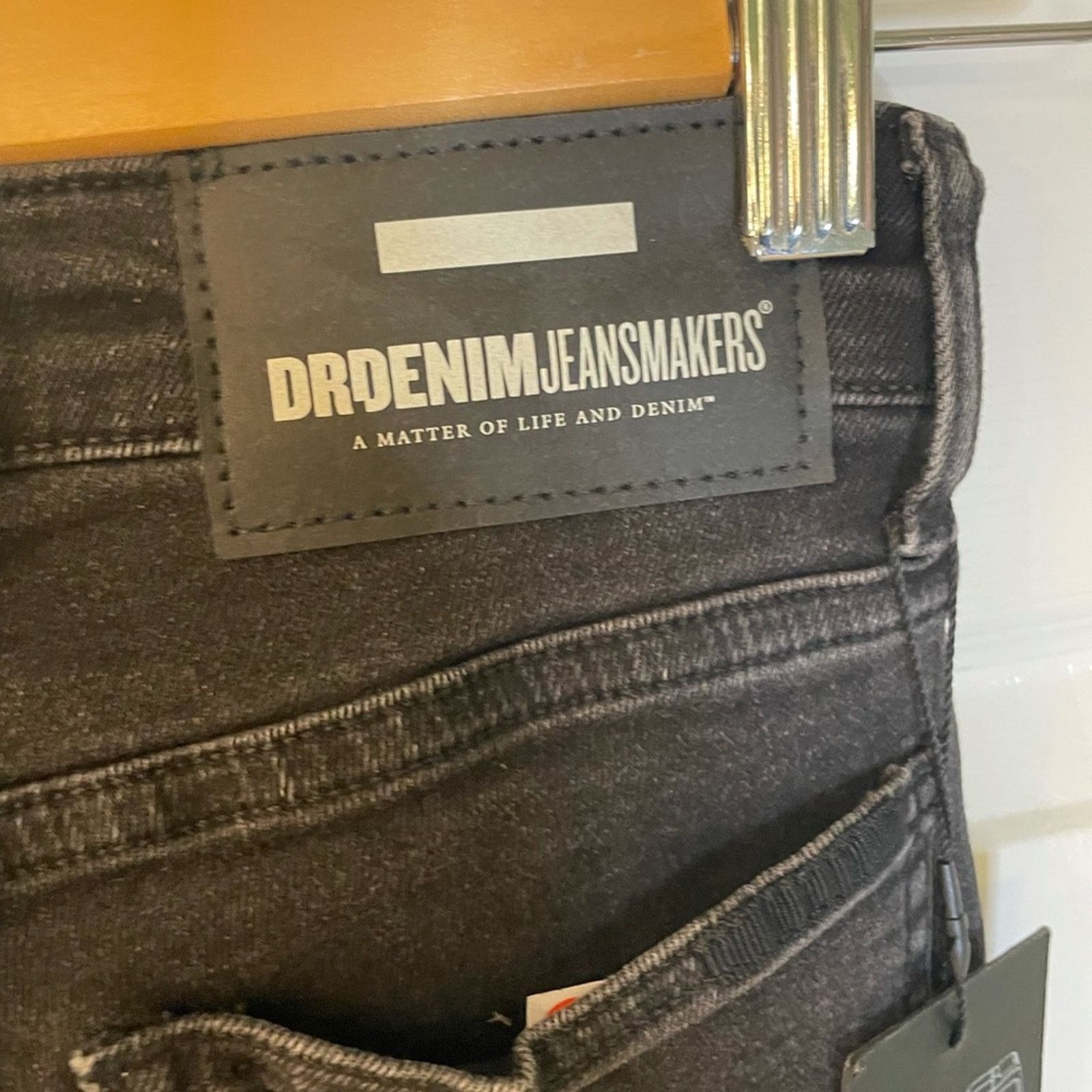 Dr. Denim Dr. Denim Distressed Skinny Jean, NWT, Size 24, MSRP $105 Size 25" / US 0 / IT 36 - 8 Thumbnail