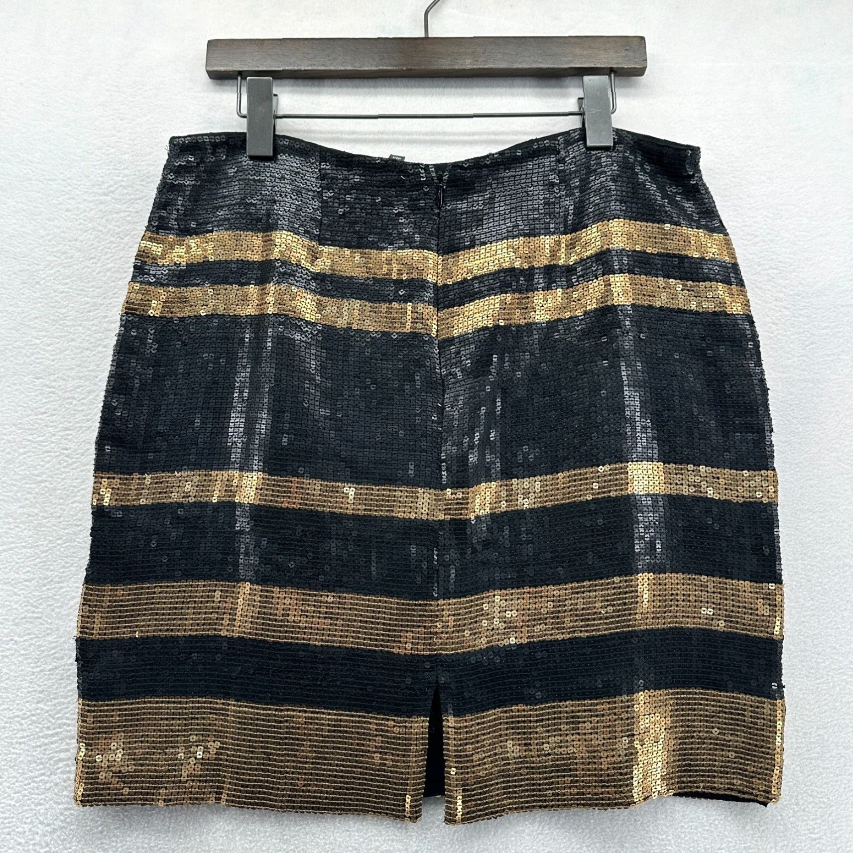 Adrianna Papell Adrianna Papell Skirt Women's Size 10 Stripe Black Gold Sequin Mini Party/Cocktail Holiday Christmas Rock Mens/Womens Size 32" / US 10 / IT 46 - 6 Thumbnail