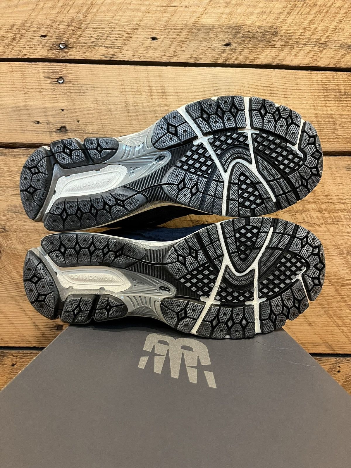 New Balance New Balance 2002R Protection Pack Dark Navy Blue M2002RDF Size US 9 / EU 42 - 7 Thumbnail