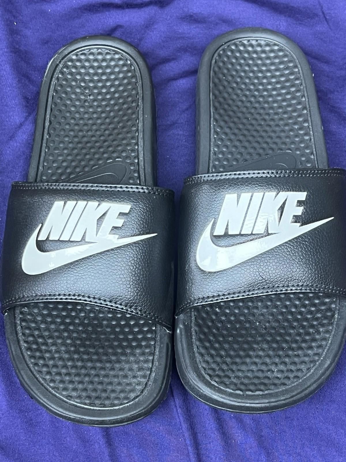 Nike Nike Benassi 12 JDI Black/White Men Slides Sandal 343880090 Size US 12 / EU 45 - 4 Thumbnail