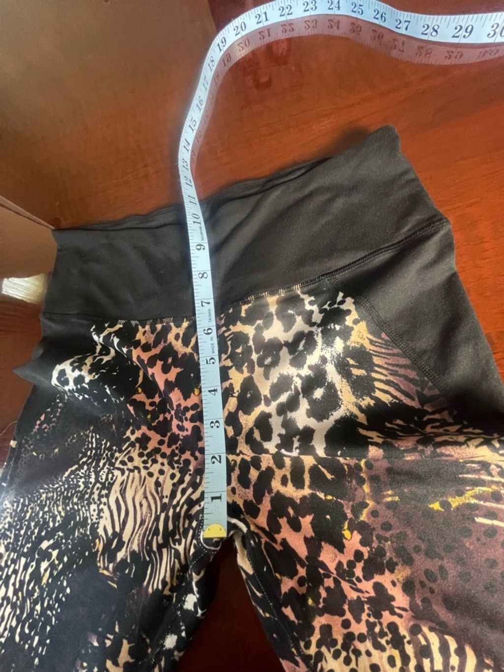 Betsey Johnson Betsey Johnson Performance Animal Print Leggings Sz L Size 30" / US 8 / IT 44 - 6 Thumbnail