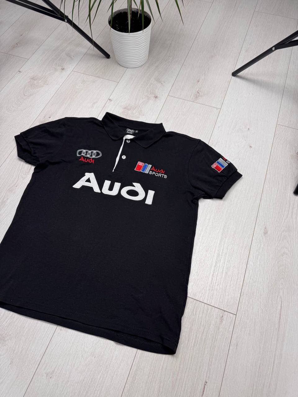 Audi Vintage Audi Big Logo Polo Faded Racing F1 Size US M / EU 48-50 / 2 - 3 Thumbnail
