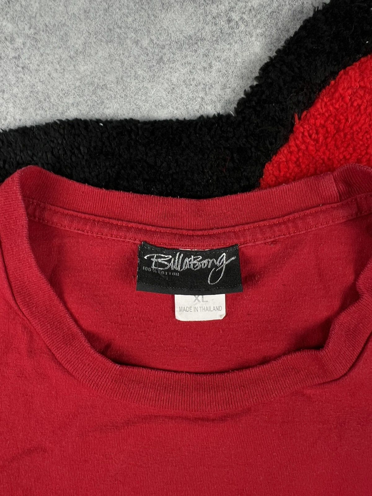 Billabong Vintage Y2K Billabong Surf Style 90s Red Tee Shirt Size US XL / EU 56 / 4 - 11 Thumbnail
