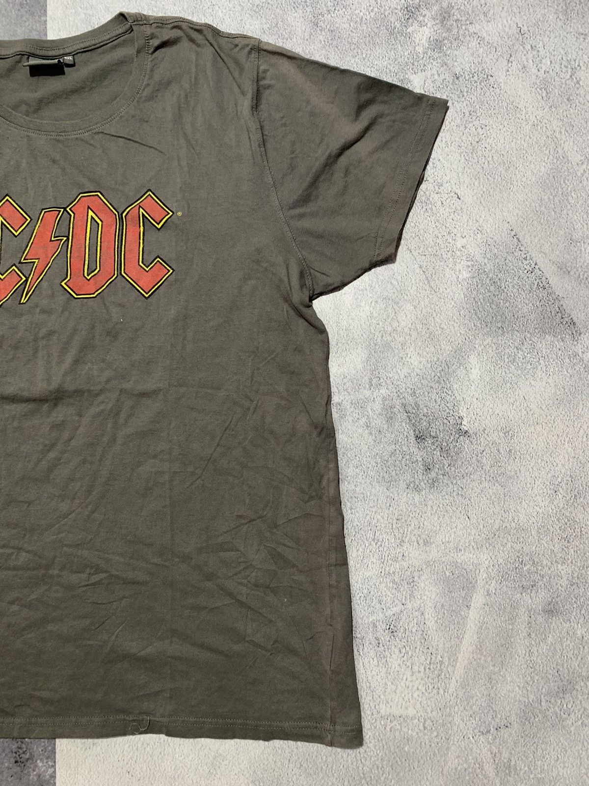 Band Tees × Vintage Vintage Y2K AC/DC band tee big logo style size XXXL Size US XXL / EU 58 / 5 - 3 Thumbnail
