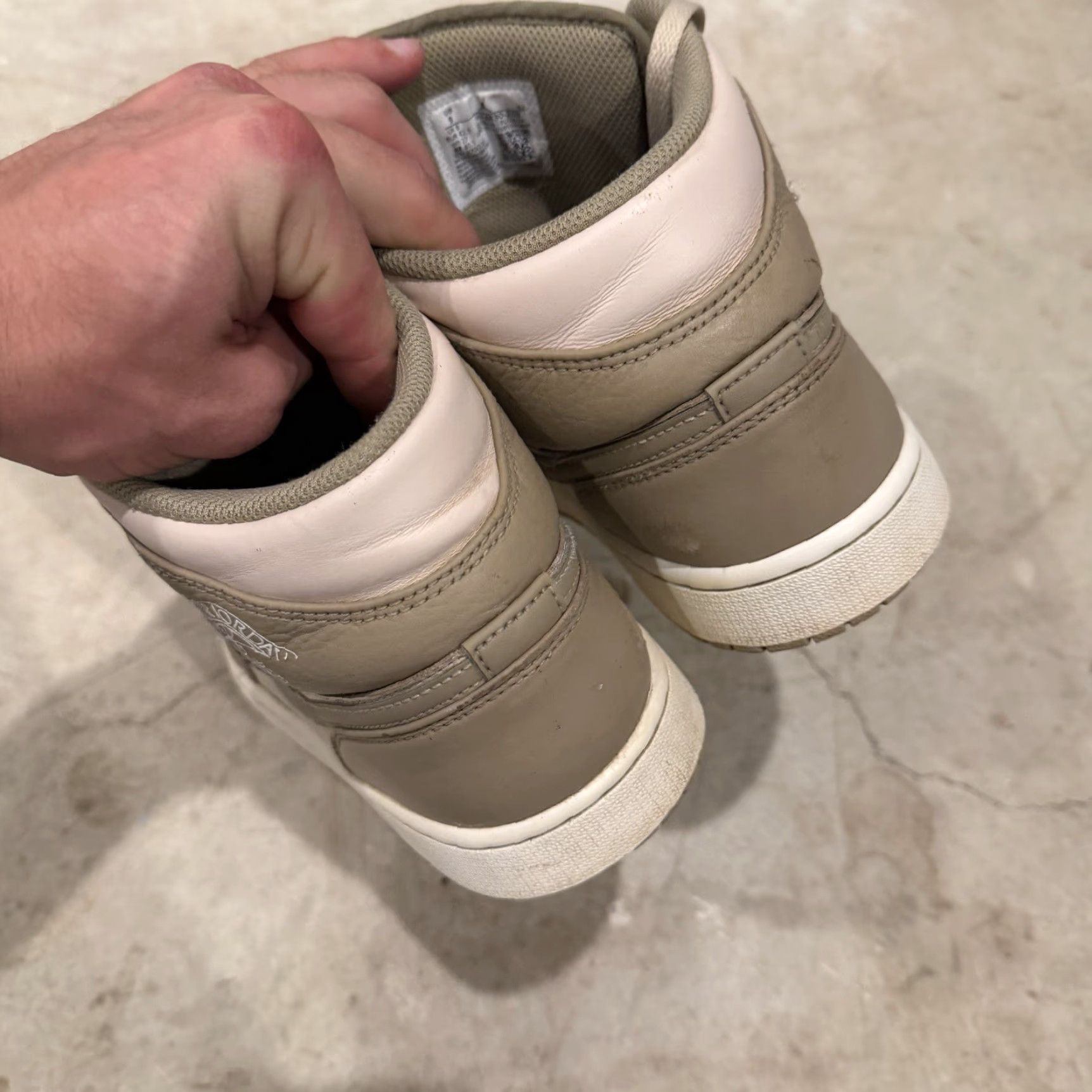 Jordan Brand Nike Air Jordan 1 Mid SE Legend Light Brown-Khaki-Phantom Size 9 Mens Sneaker 2024 Jordan HF4781-203 Size ONE SIZE - 6 Thumbnail