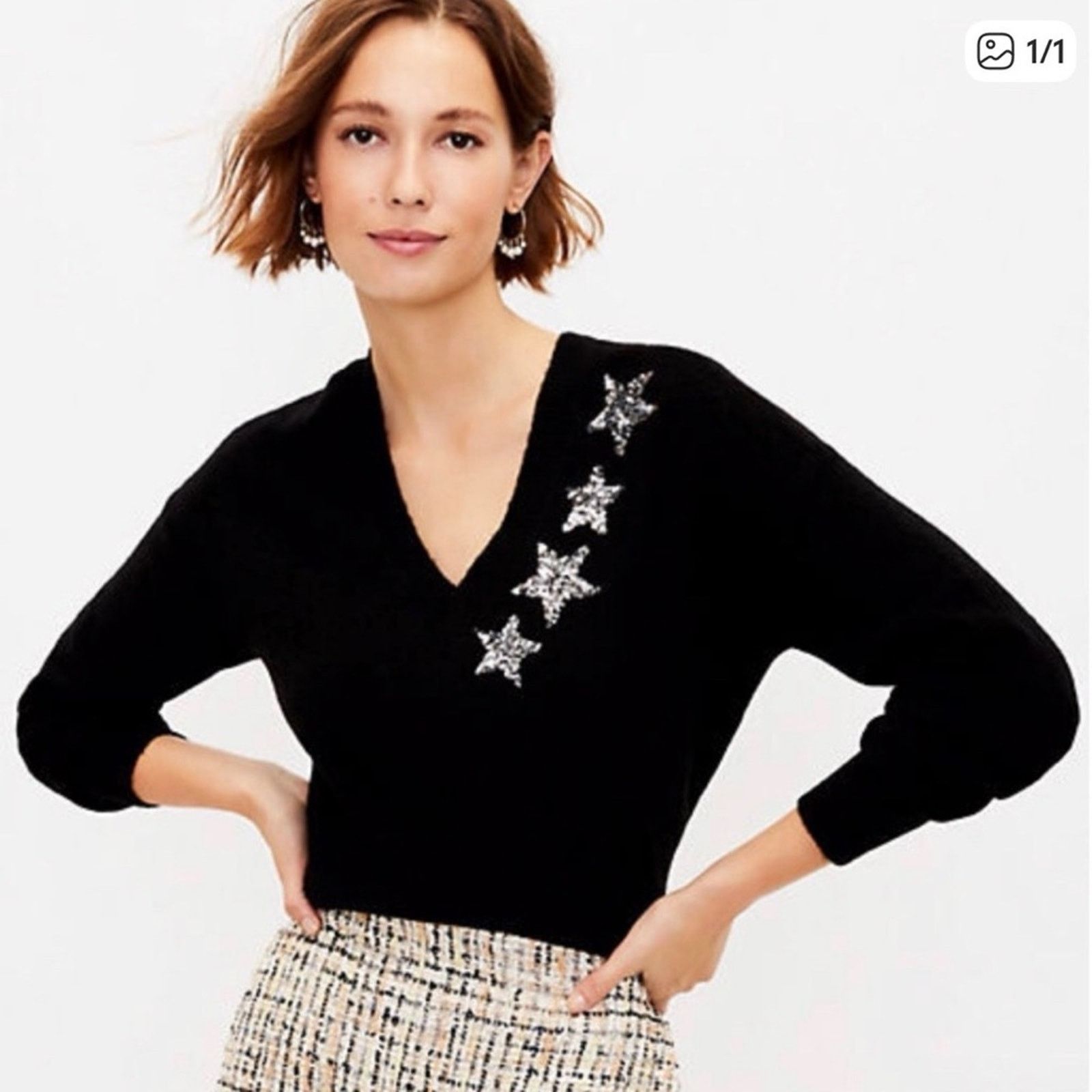 Loft New LOFT Black V-Neck Sweater with Star Accents Size S / US 4 / IT 40 - 1 Thumbnail