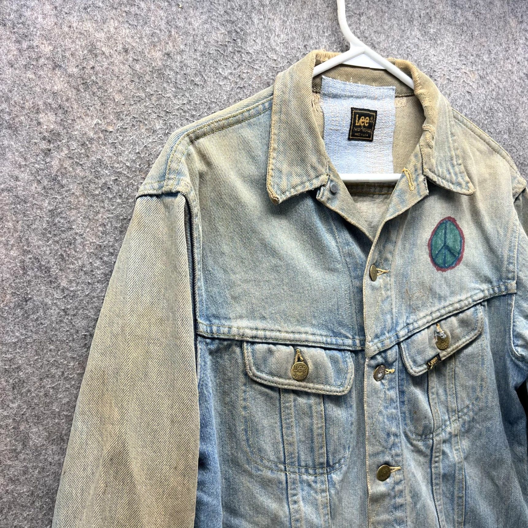 Lee VINTAGE Lee Riders Jacket Men Small Blue Denim Hand Painted Peace Hippie USA 70s Size US S / EU 44-46 / 1 - 7 Thumbnail