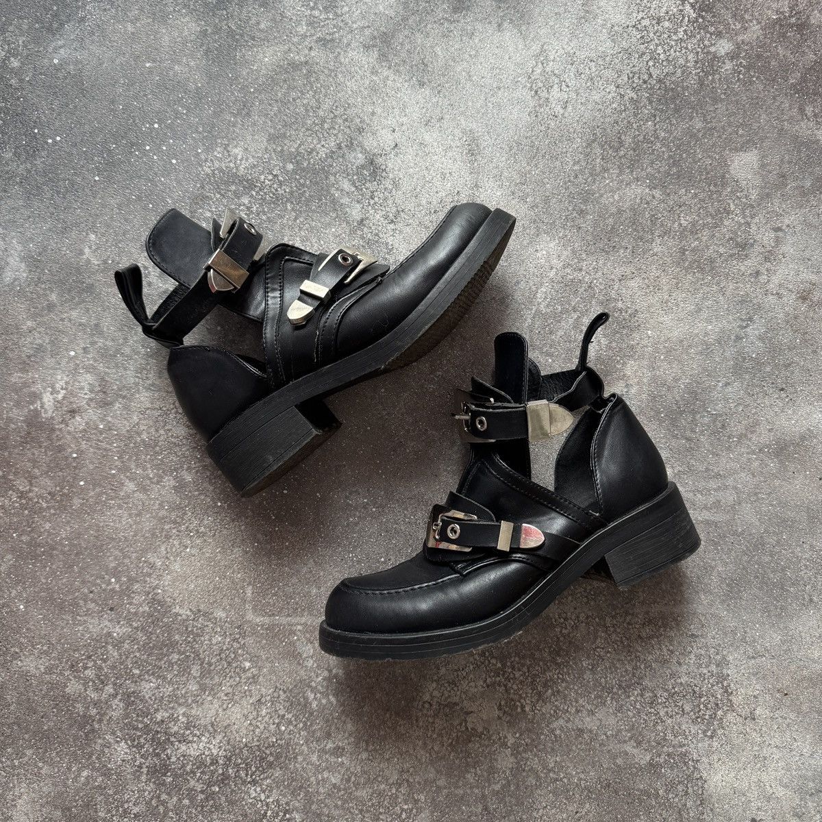 If Six Was Nine Avant Garde Vintage Ceinture Cutout Ankle Boots Size US 8 / IT 38 - 1 Thumbnail