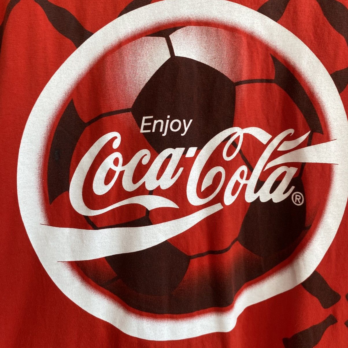 Coca Cola Vintage Coca Cola UEFA Euro 1994 Big Graphic logo tee Size US L / EU 52-54 / 3 - 4 Thumbnail