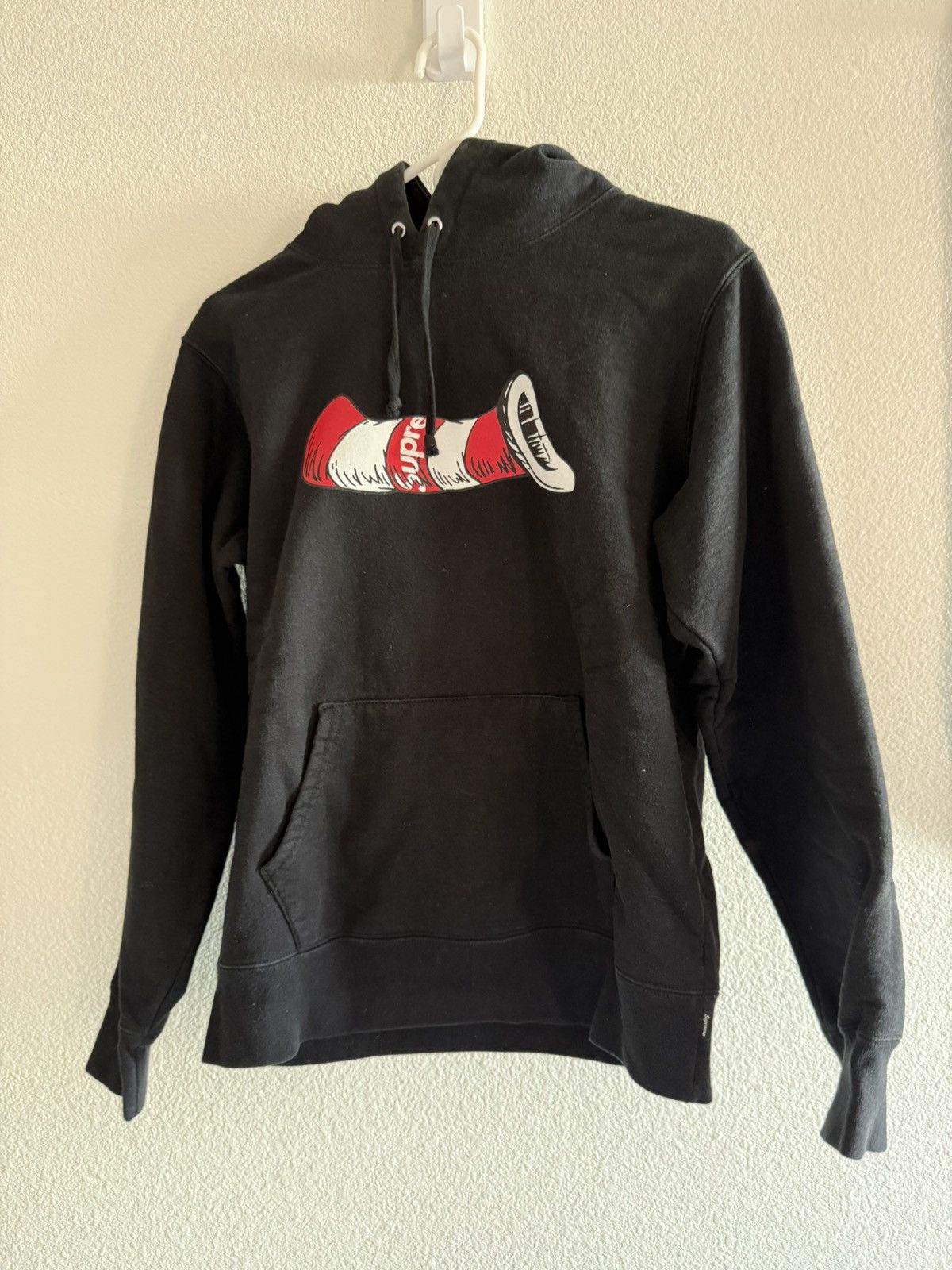 Supreme Supreme Dr. Seuss Cat in a Hat Black Hoodie Size US S / EU 44-46 / 1 - 1 Thumbnail
