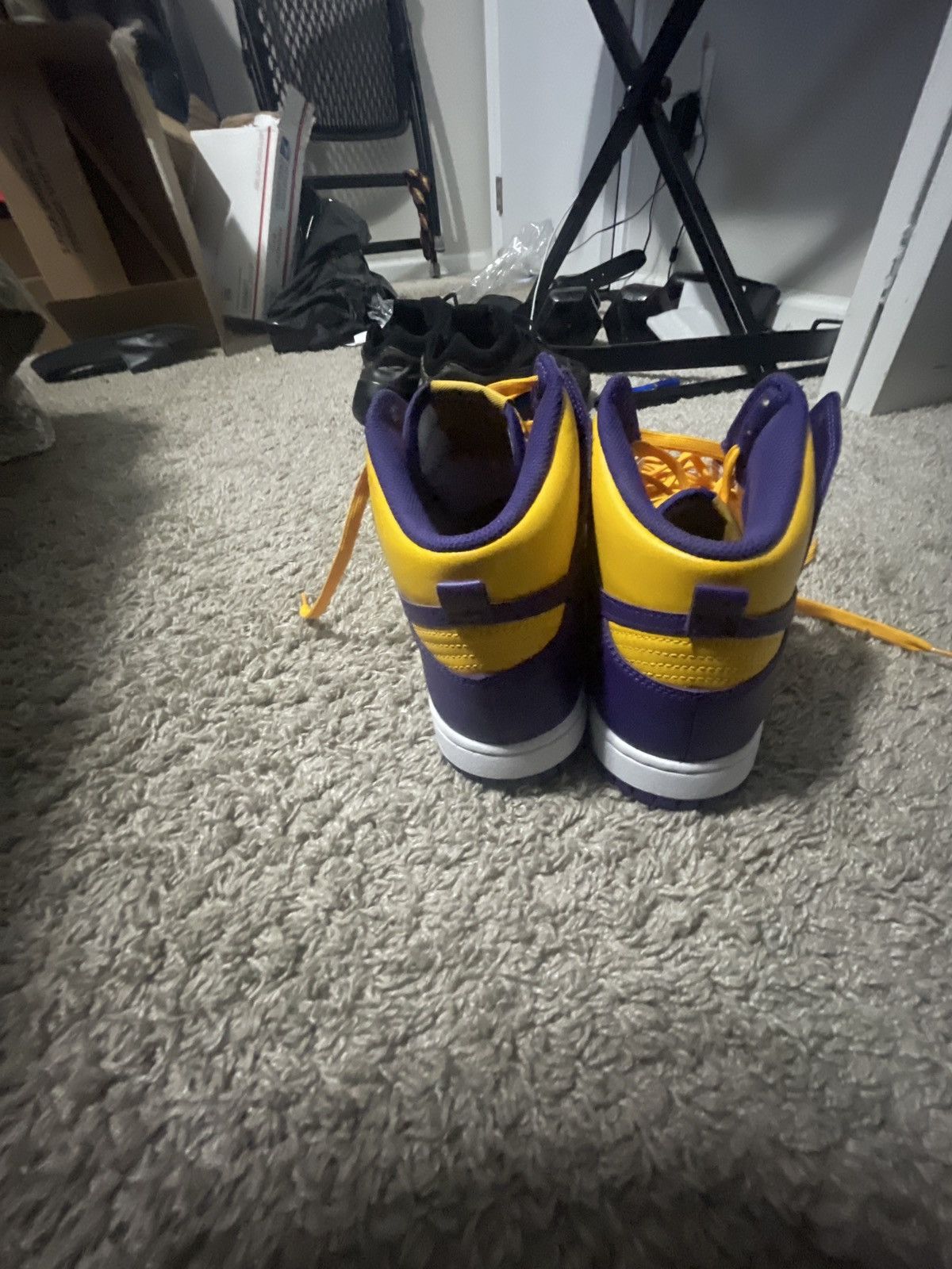 NBA × Nike Nike Dunk High Lakers Size 11 Size US 11 / EU 44 - 2 Thumbnail