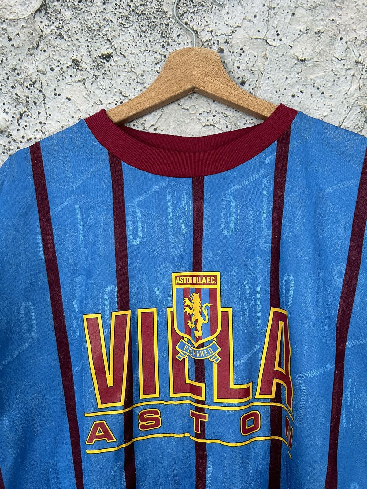 Umbro Vintage 90s Aston Villa Soccer Jersey Training Football Size US S / EU 44-46 / 1 - 3 Thumbnail