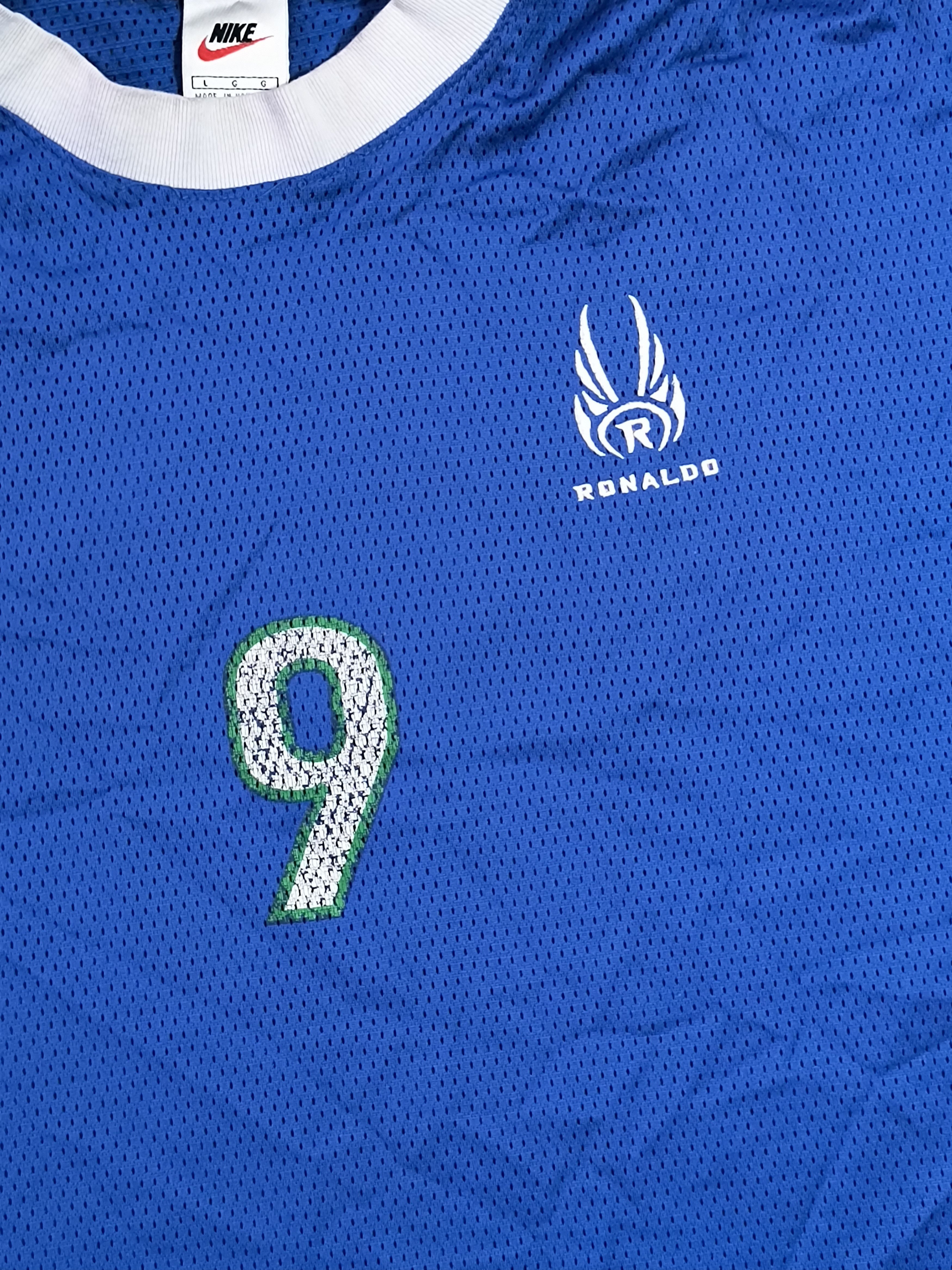 Vintage Nike Ronaldo R9 90s away jersey