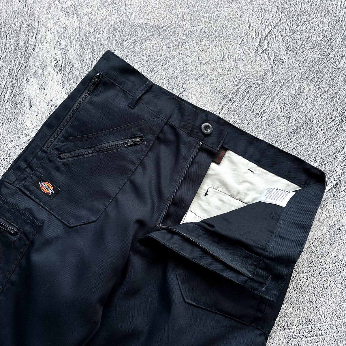 Dickies NEW Men’s Workwear Cargo Pants Dickies Dark Blue Size: 32 S Size US 31 - 9 Thumbnail