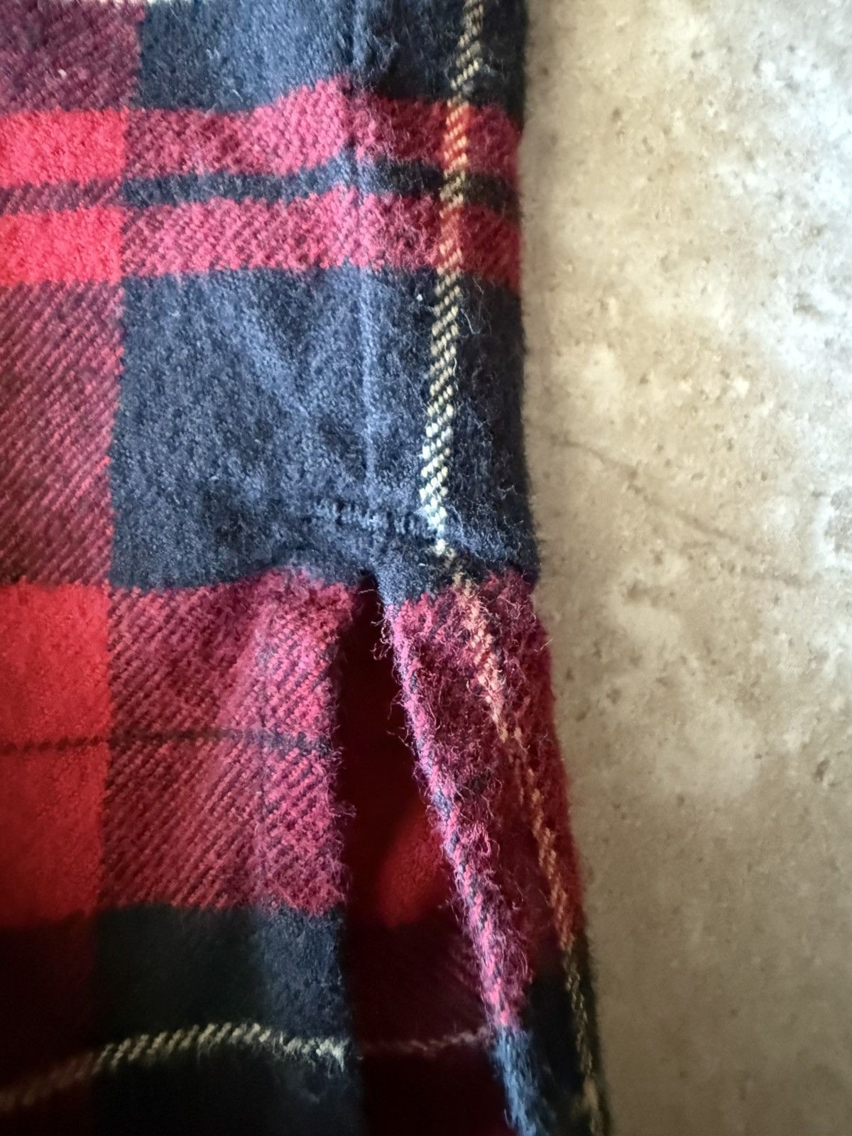 FOG FOG (now Essentials) Collection Two Red Black Flannel XL Size US XL / EU 56 / 4 - 6 Thumbnail