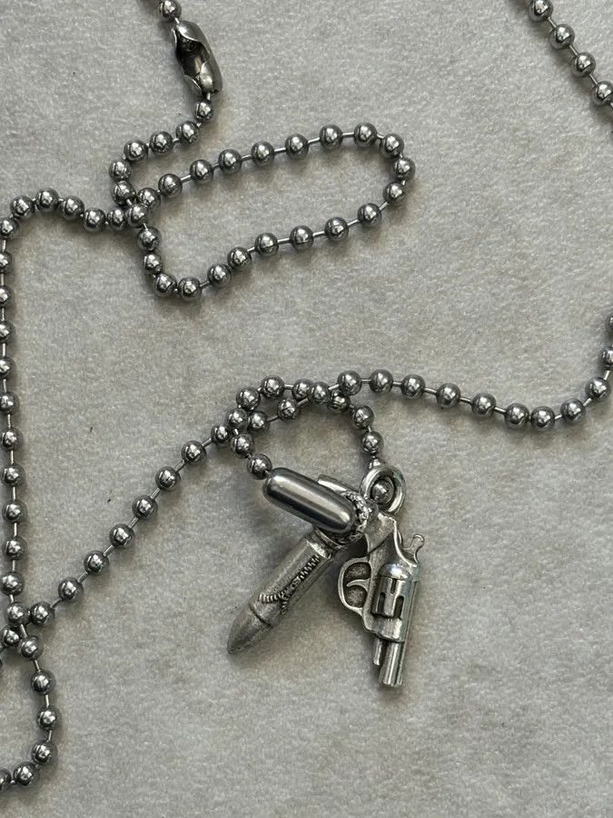 Vintage Pietro Ferrante Silver Metal Gun Bullet Charm Necklace Size ONE SIZE - 8 Thumbnail