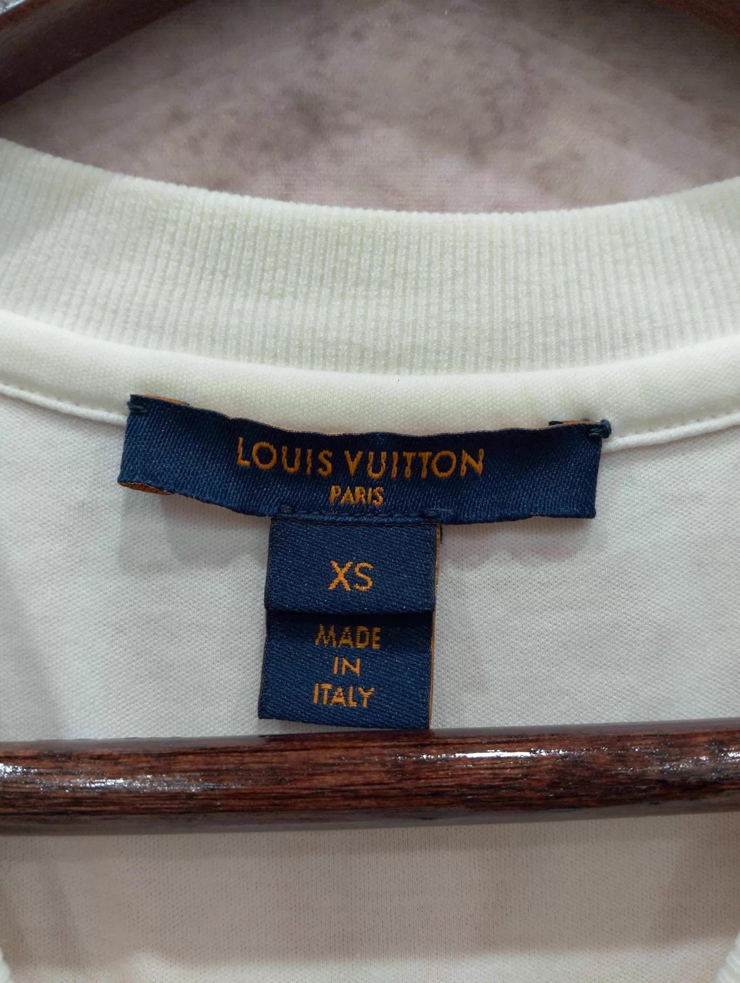Louis Vuitton LV Logo Print Gradient Short Sleeve Tee XS Size XS / US 0-2 / IT 36-38 - 3 Thumbnail