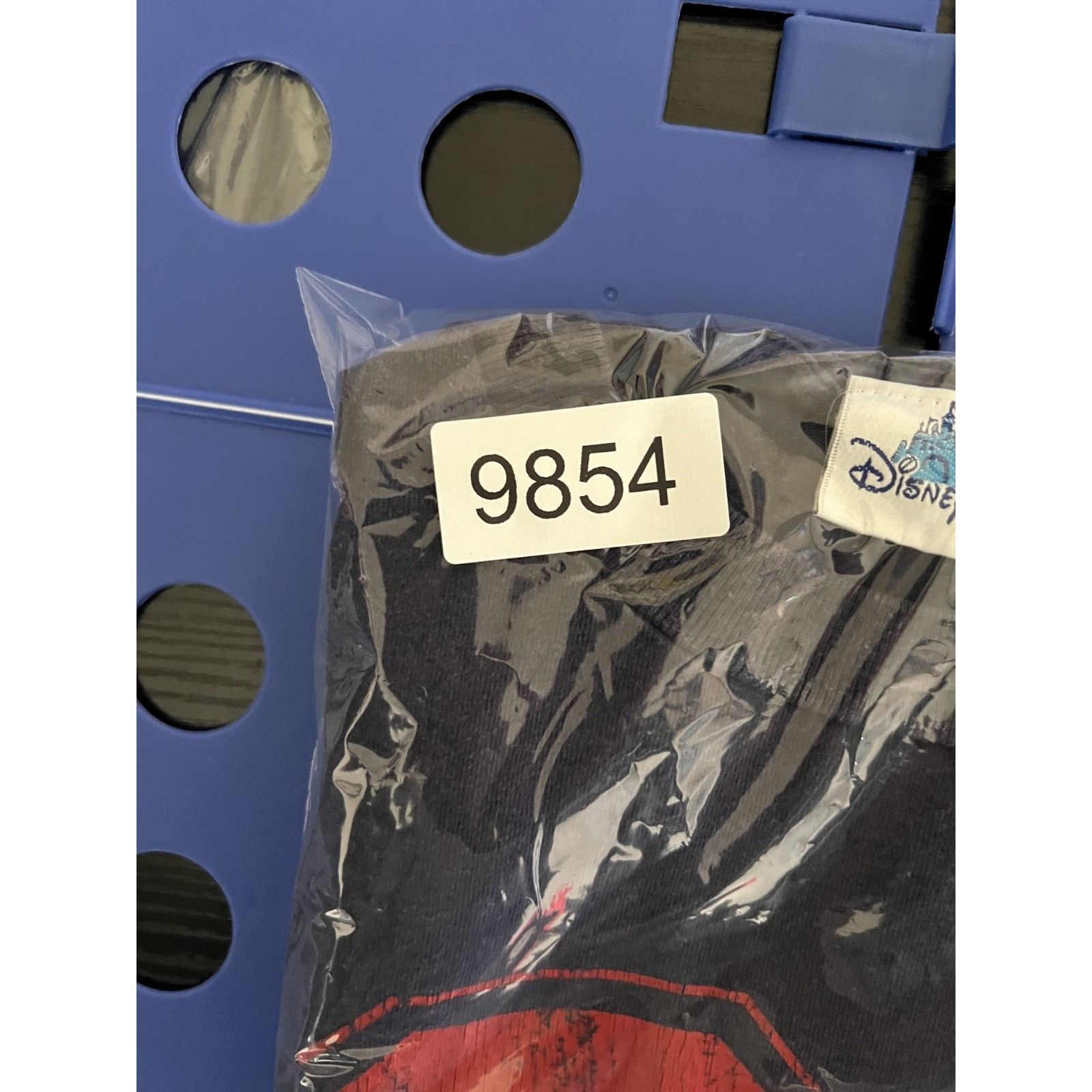 Disney Disneyland Mickey Mouse T-Shirt Size Small Spell Out Retro V Size US S / EU 44-46 / 1 - 9 Thumbnail