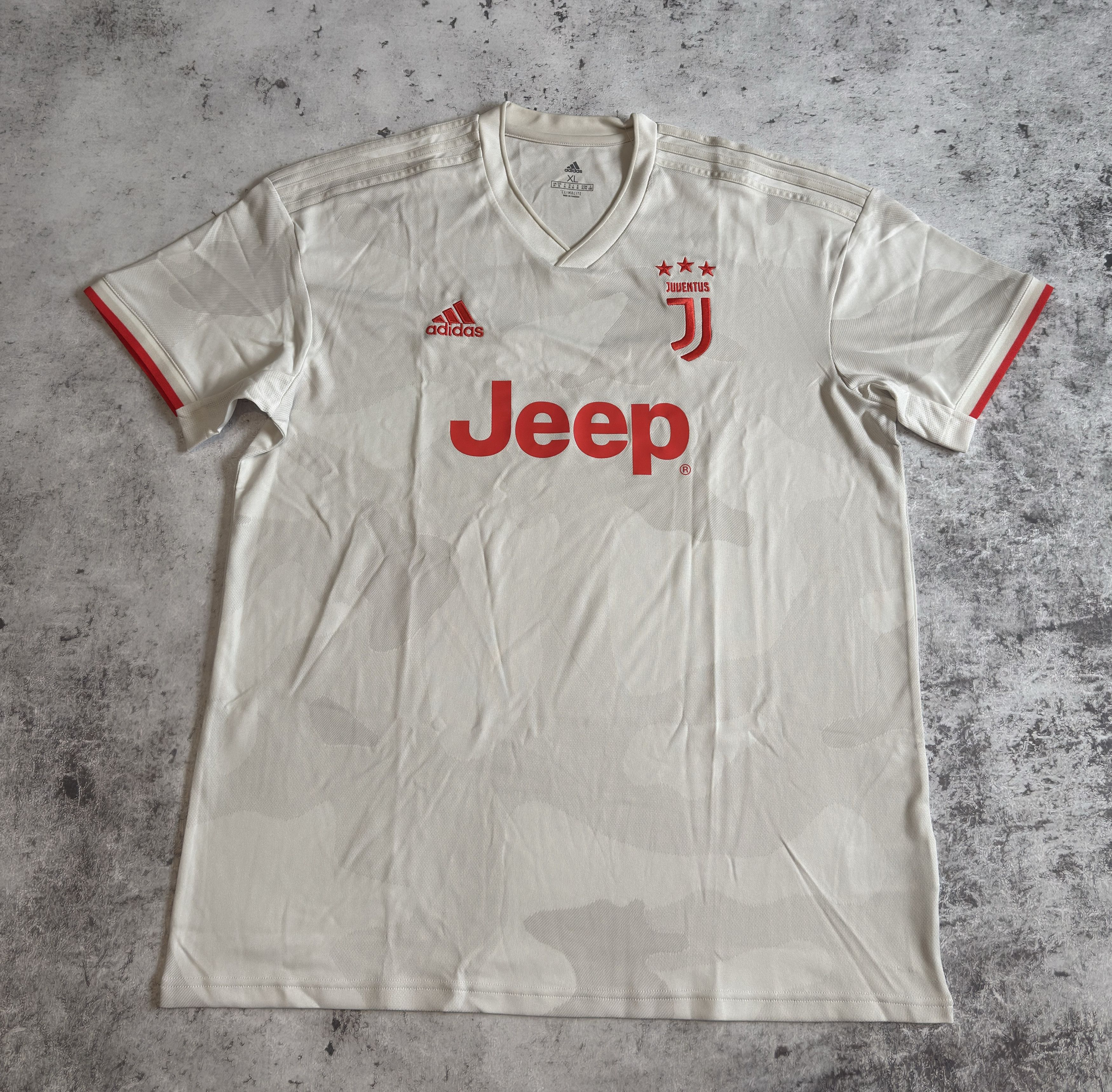 Adidas JUVENTUS FC AWAY JERSEY Shirt Football Soccer adidas SIZE XL Size US XL / EU 56 / 4 - 1 Thumbnail
