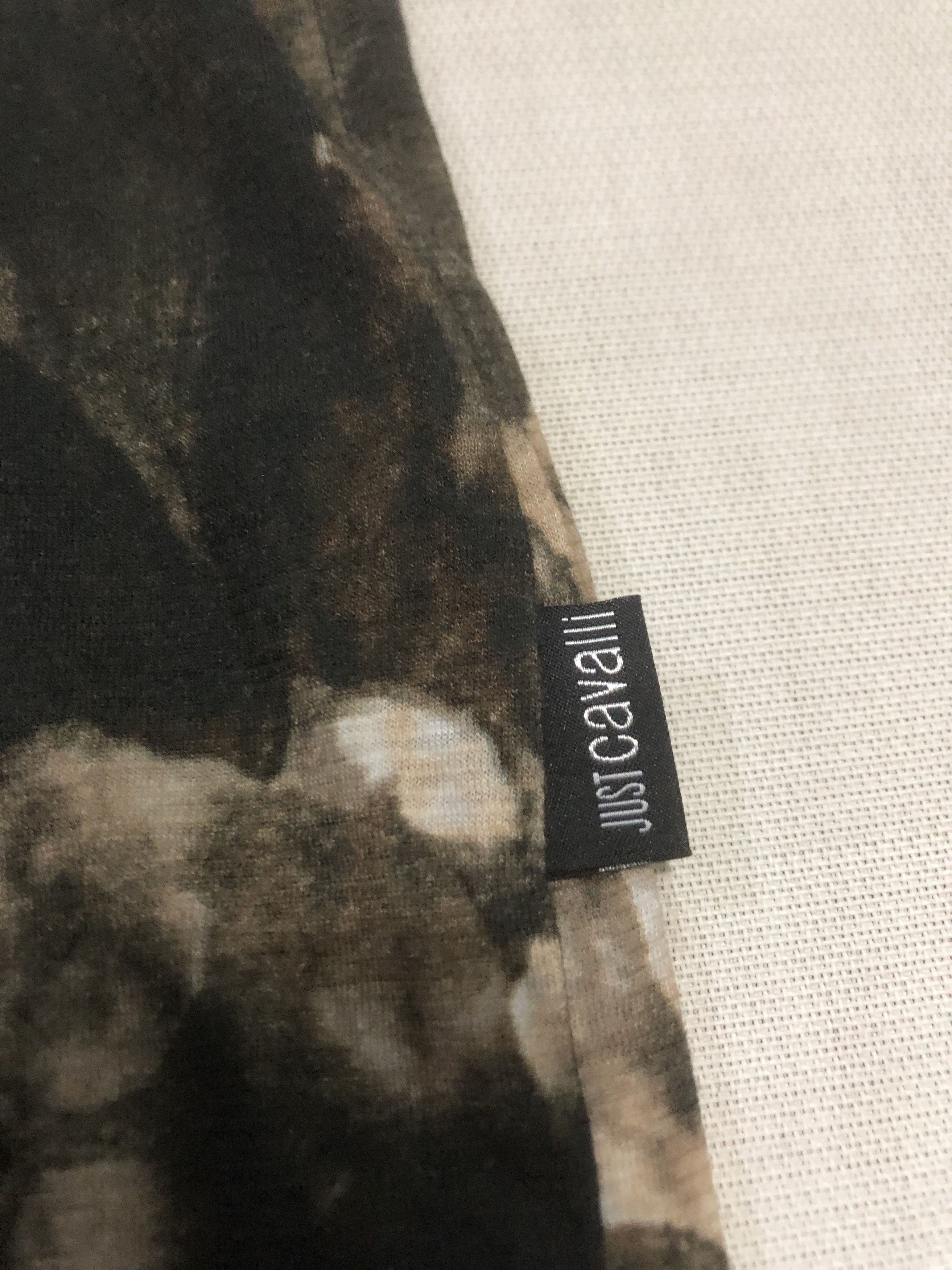 Just Cavalli Juat cavali brown printed v-neck shirt Size US M / EU 48-50 / 2 - 6 Thumbnail