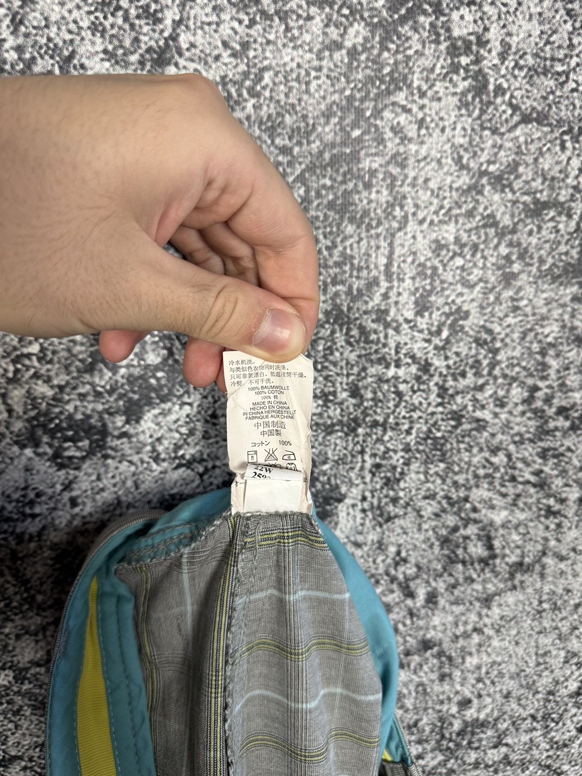Oakley lOakley Loose Fit Plaid Shorts Checkered Casual Skate Style Size US 36 / EU 52 - 11 Thumbnail