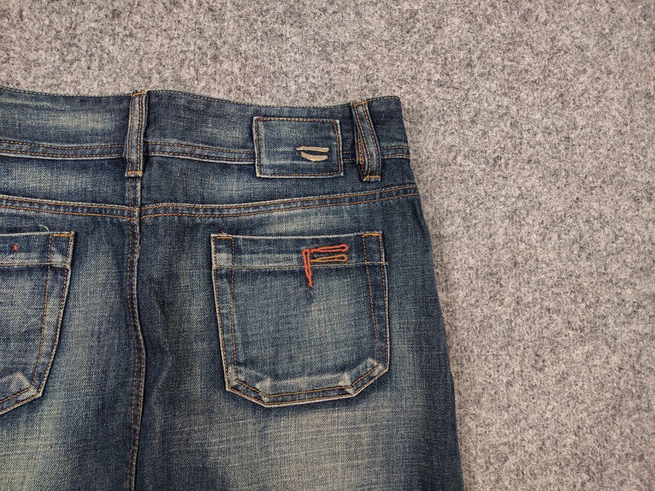 Diesel Vintage Diesel Y2K Style Mini Skirt Washed Faded Denim Size 32" / US 10 / IT 46 - 9 Thumbnail