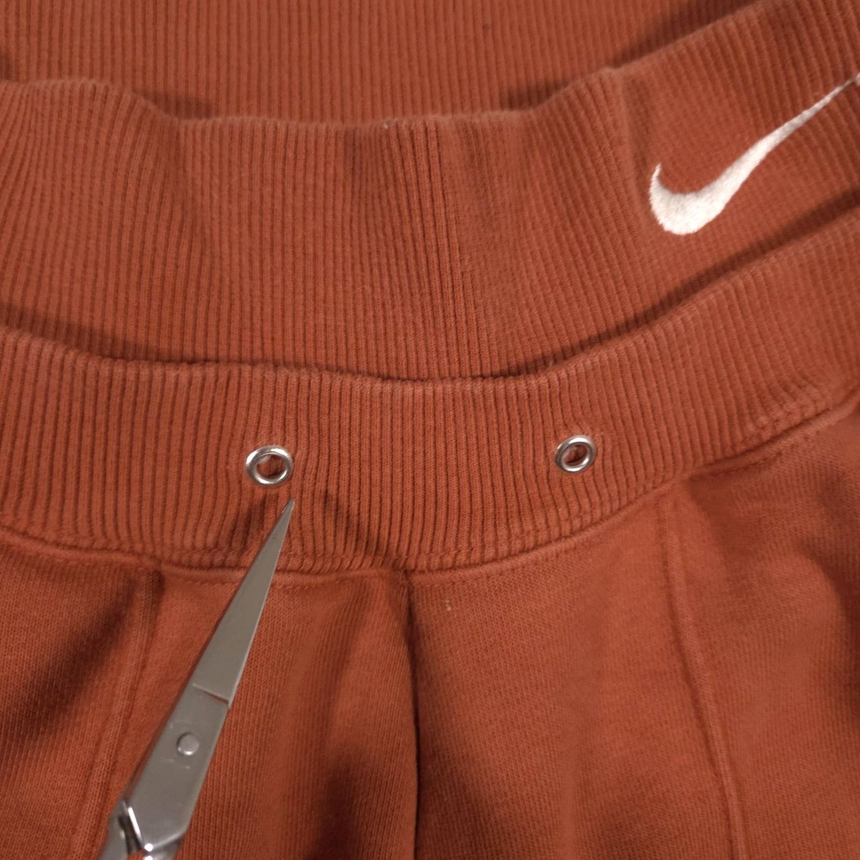 Nike Nike Womens Small Brown Fleece Joggers Sweatpants High Waist Swoosh Logo Size 28" / US 6 / IT 42 - 7 Thumbnail