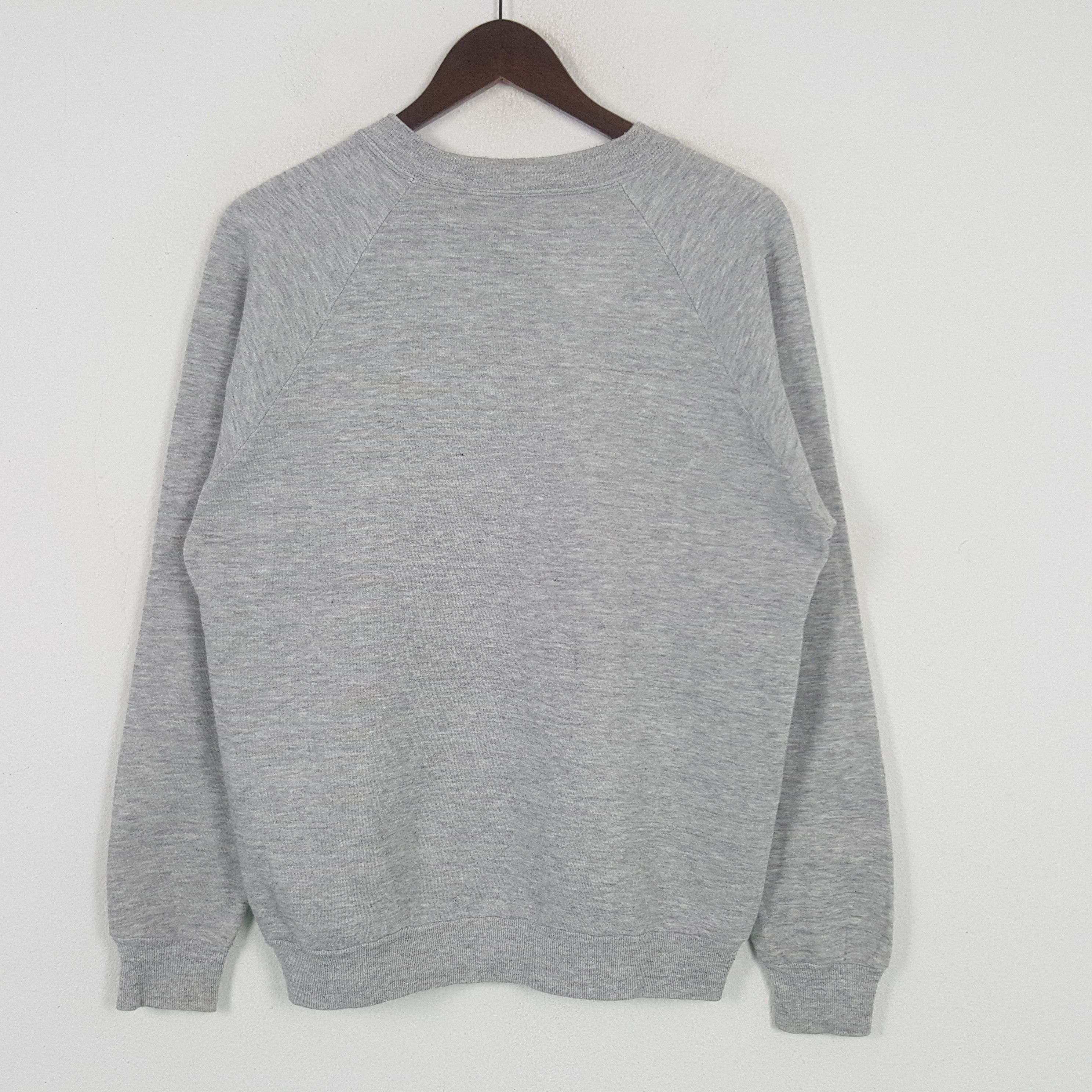 Disney × Mickey Mouse × Vintage Vintage Disney Mickey Mouse Sweatshirt Size US M / EU 48-50 / 2 - 3 Thumbnail
