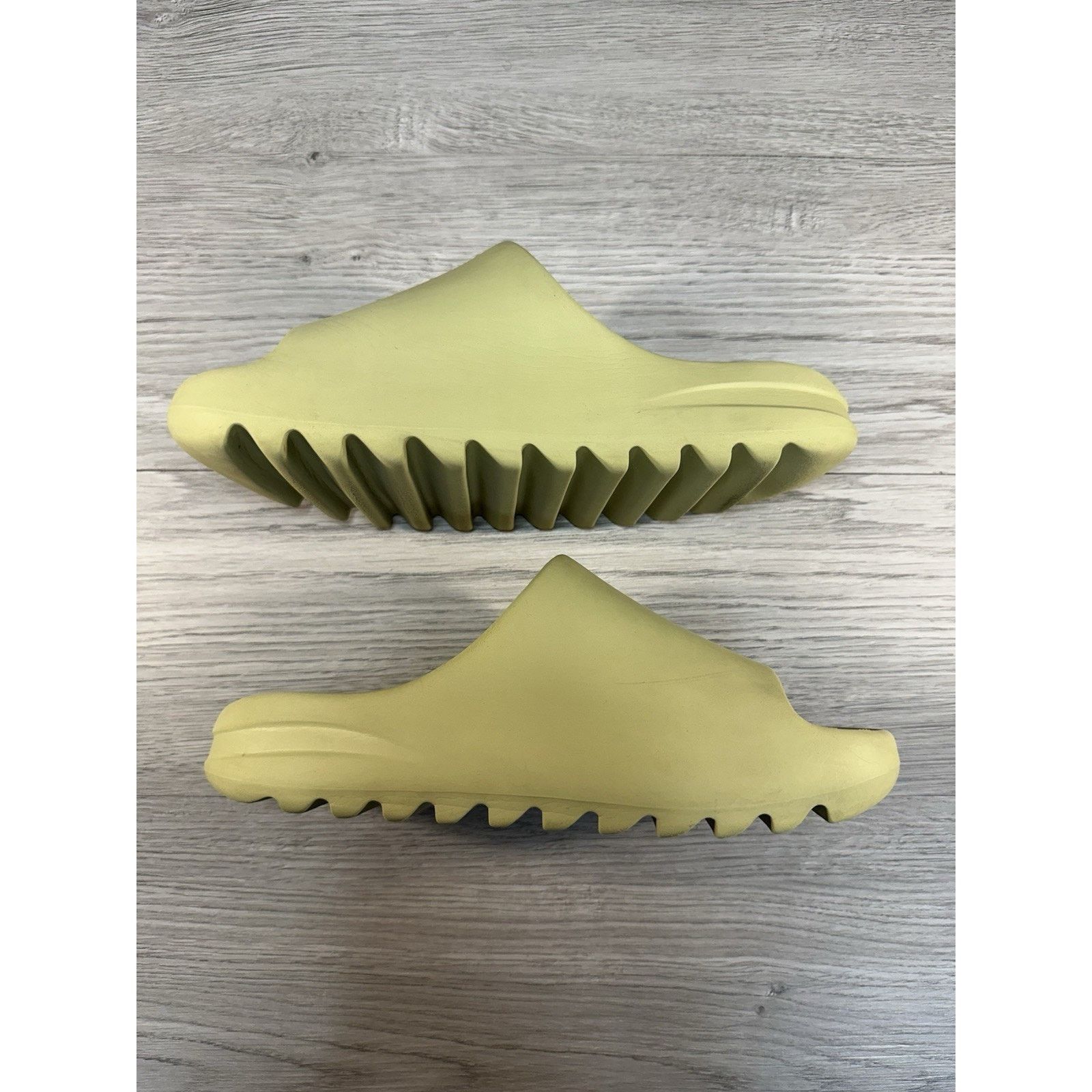 Adidas × Yeezy Adidas Yeezy Slide Resin - Size 7 Size US 7 / EU 40 - 3 Thumbnail