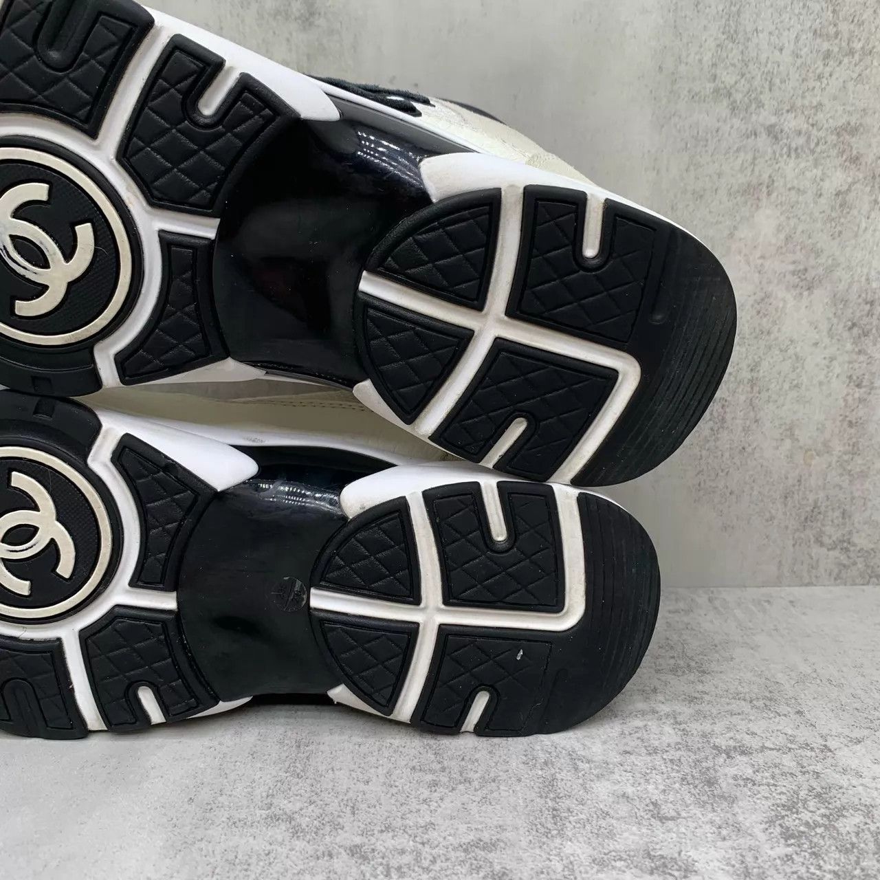 Chanel Chanel CC Sneakers 37 95 New Size US 6.5 / IT 36.5 - 9 Thumbnail