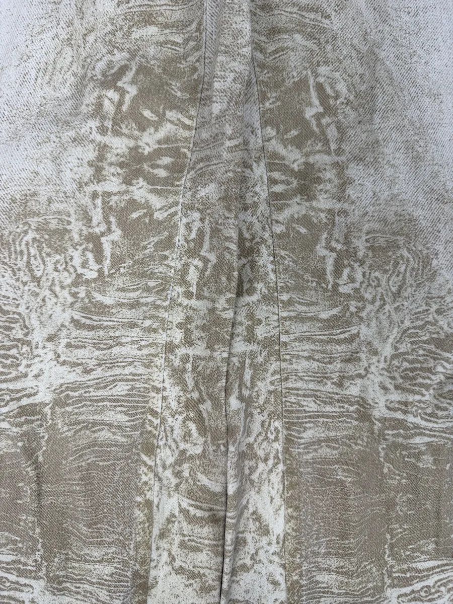 Roberto Cavalli 2000s Roberto Cavalli White & Beige Marble Abstract Pants Size US 30 / EU 46 - 11 Thumbnail