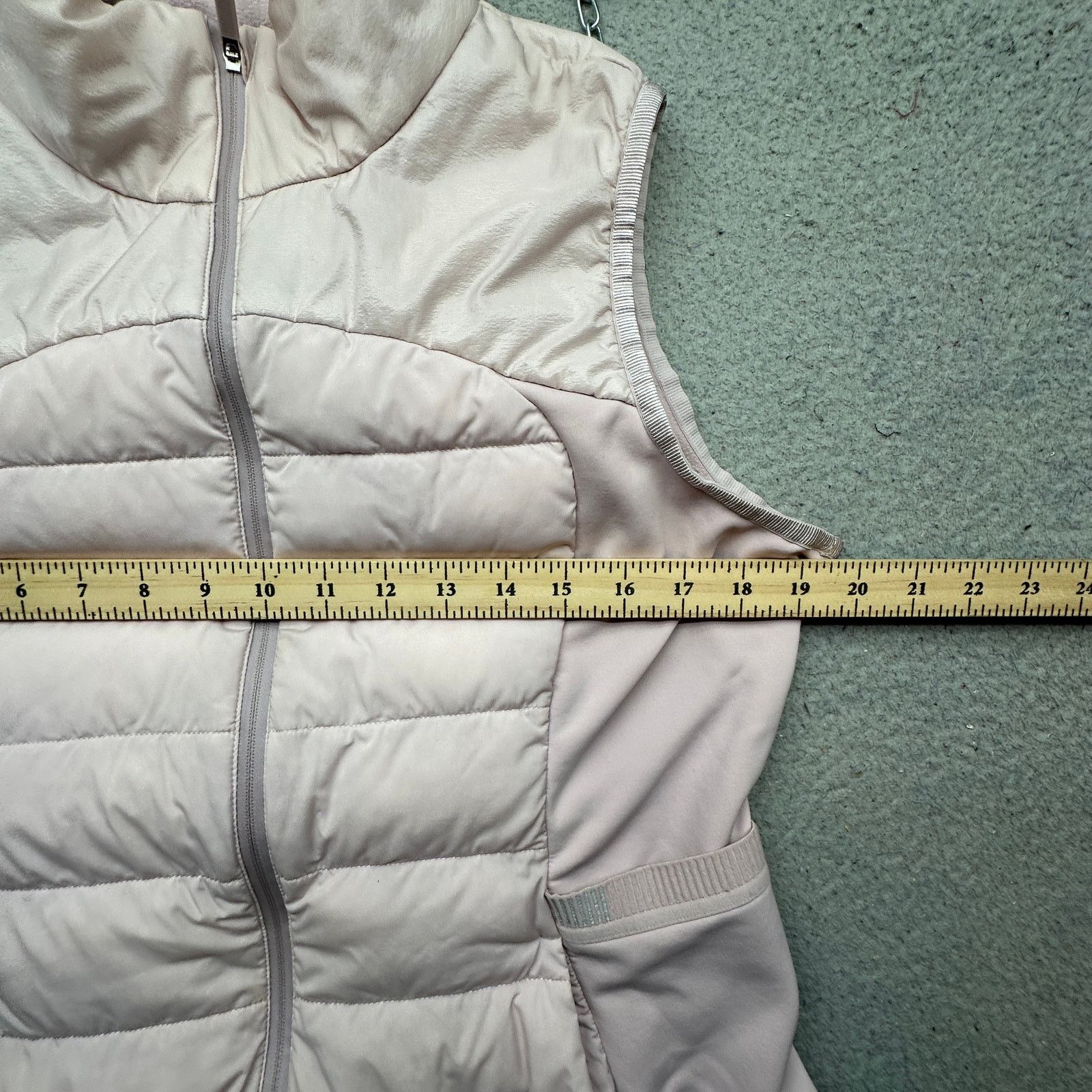 Lululemon Lululemon W4AQLS Down For It All Vest Womens 12 Size XL / US 12-14 / IT 48-50 - 5 Thumbnail