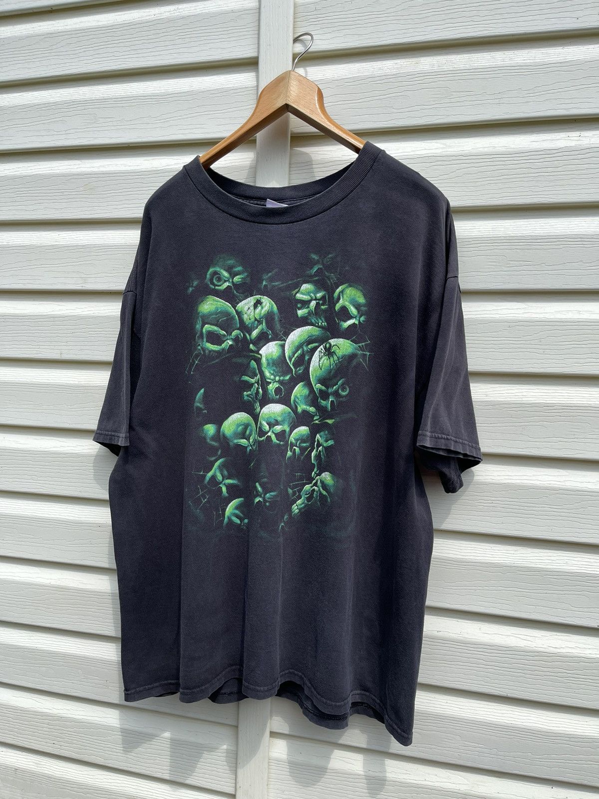 Affliction Vintage 90s SunFaded/Washed Green Skulls Oversized Baggy Tee Size US XXL / EU 58 / 5 - 2 Thumbnail
