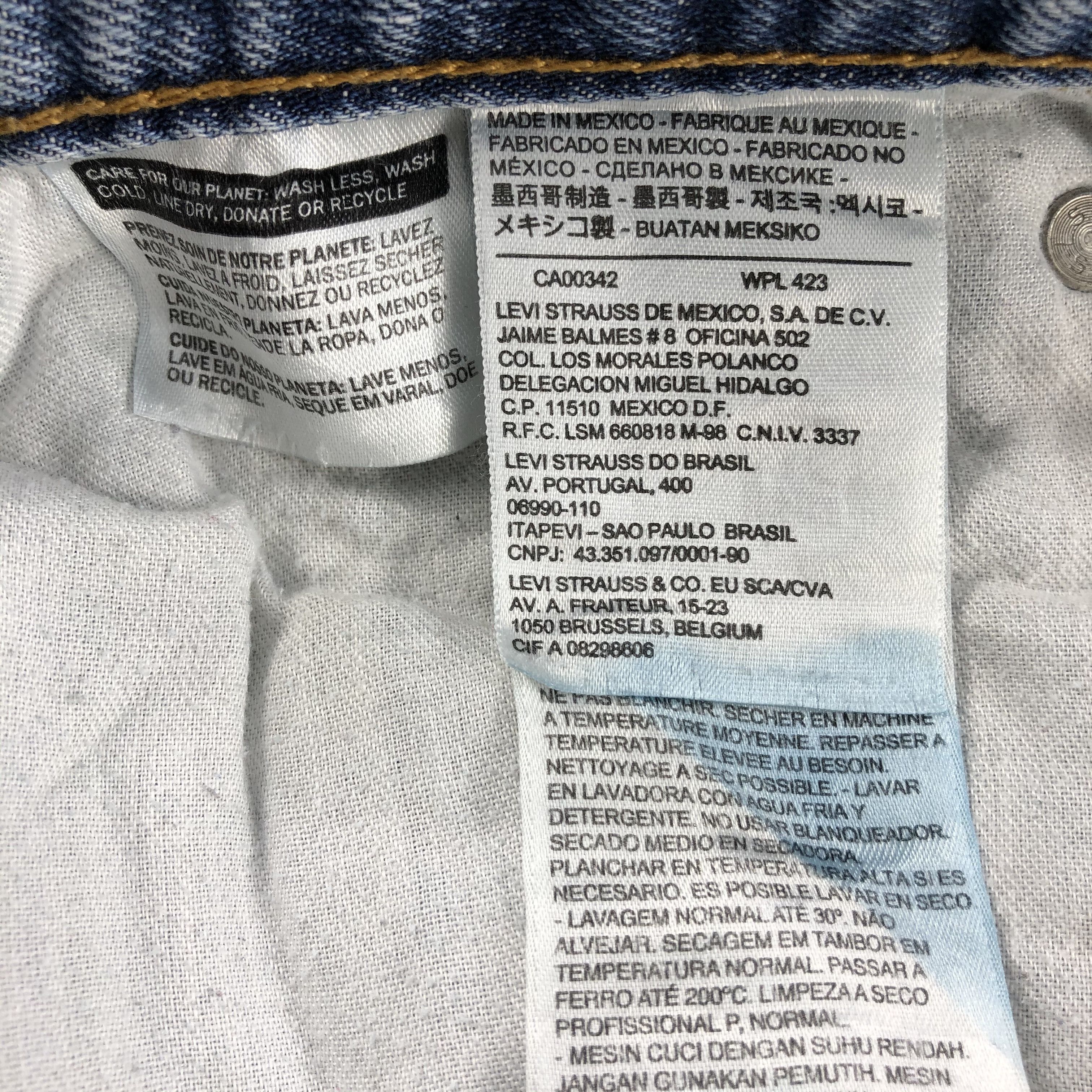 Levi's Vintage Light Wash Levis 569 Jeans-J1591 Size US 40 / EU 56 - 14 Thumbnail