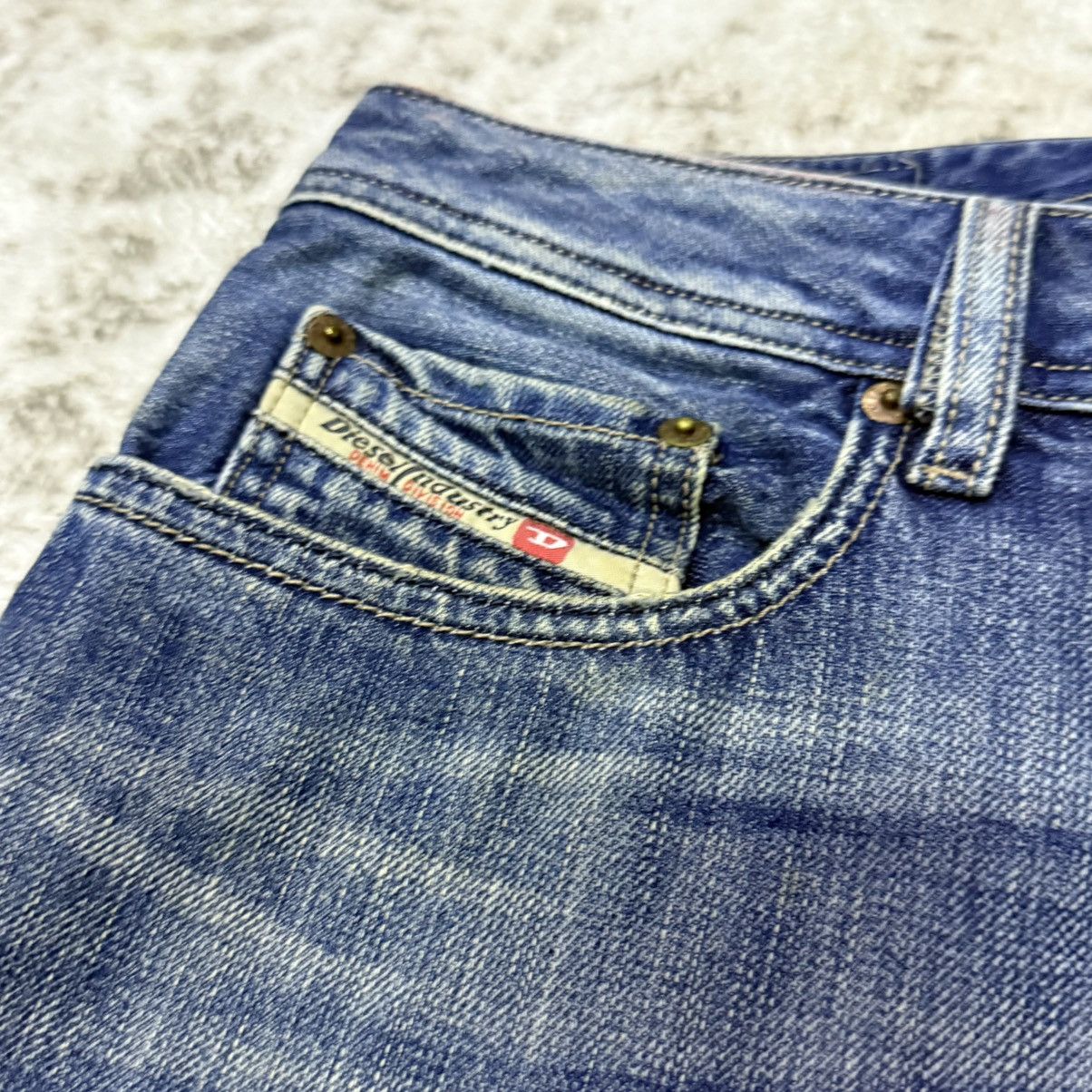 Diesel Vintage Diesel Zatiny Fade Wash Flared Jeans Size US 32 / EU 48 - 7 Thumbnail