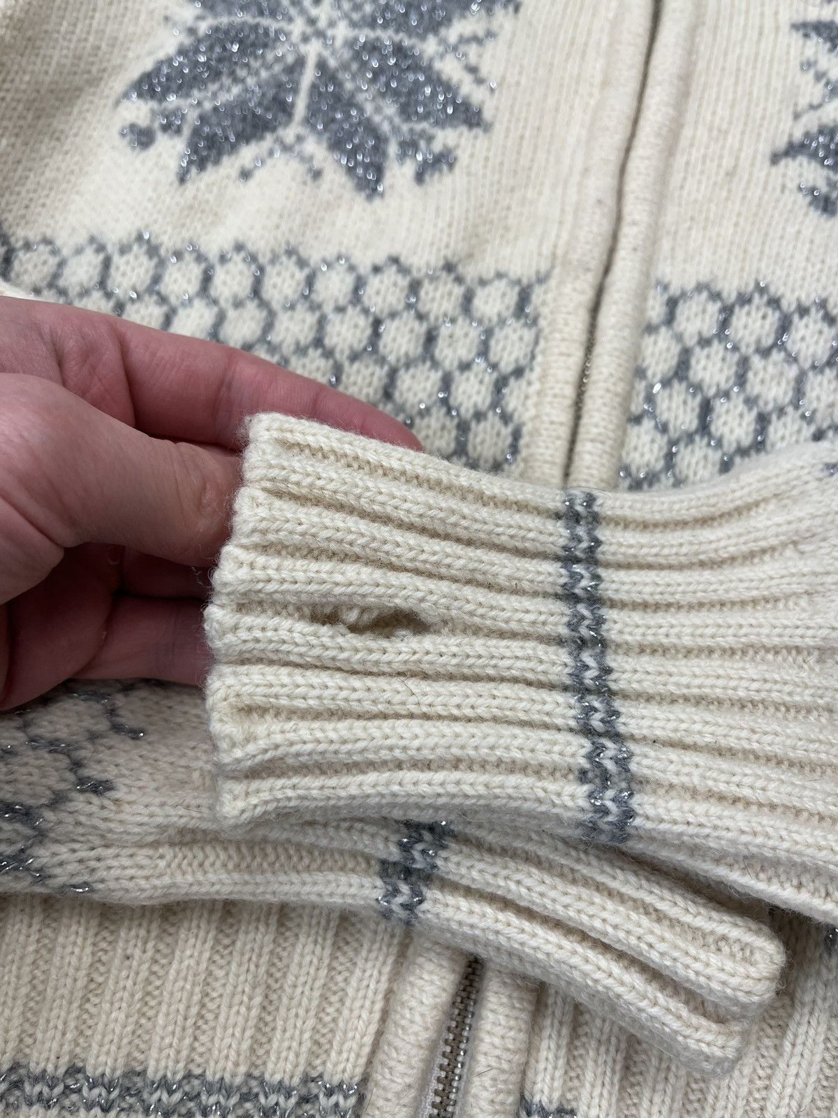 Moncler Vintage 90’s Moncler Grenoble Wool Knit Zip Sweater Jacket Size S / US 4 / IT 40 - 4 Thumbnail