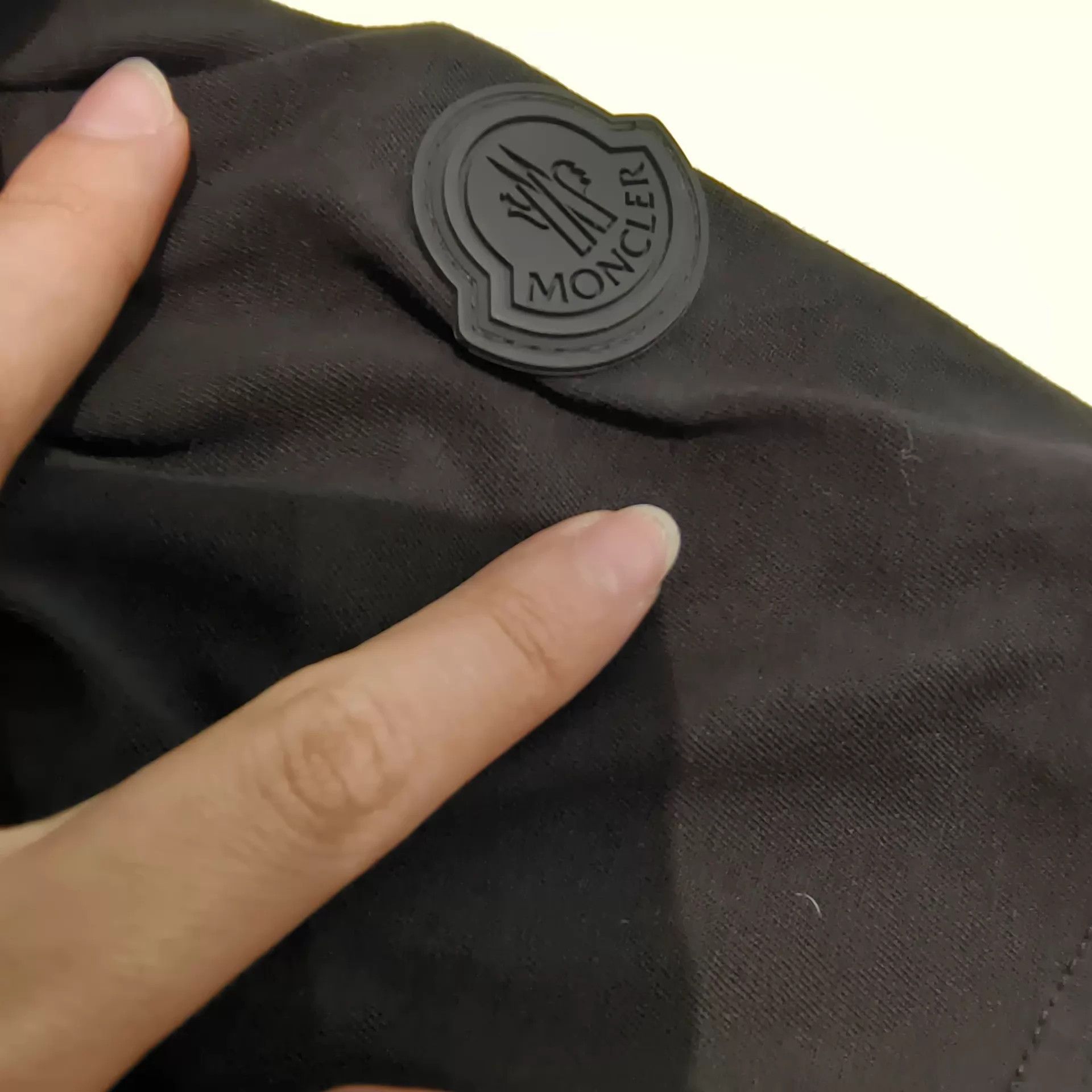 Moncler Moncler Black Waist Logo Short Sleeve T-Shirt S 99New Size US S / EU 44-46 / 1 - 5 Thumbnail