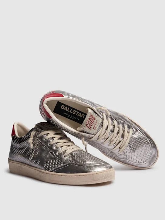 o1lsvrm0425 Star Forated Bio Based Sneakers in Silver/Red