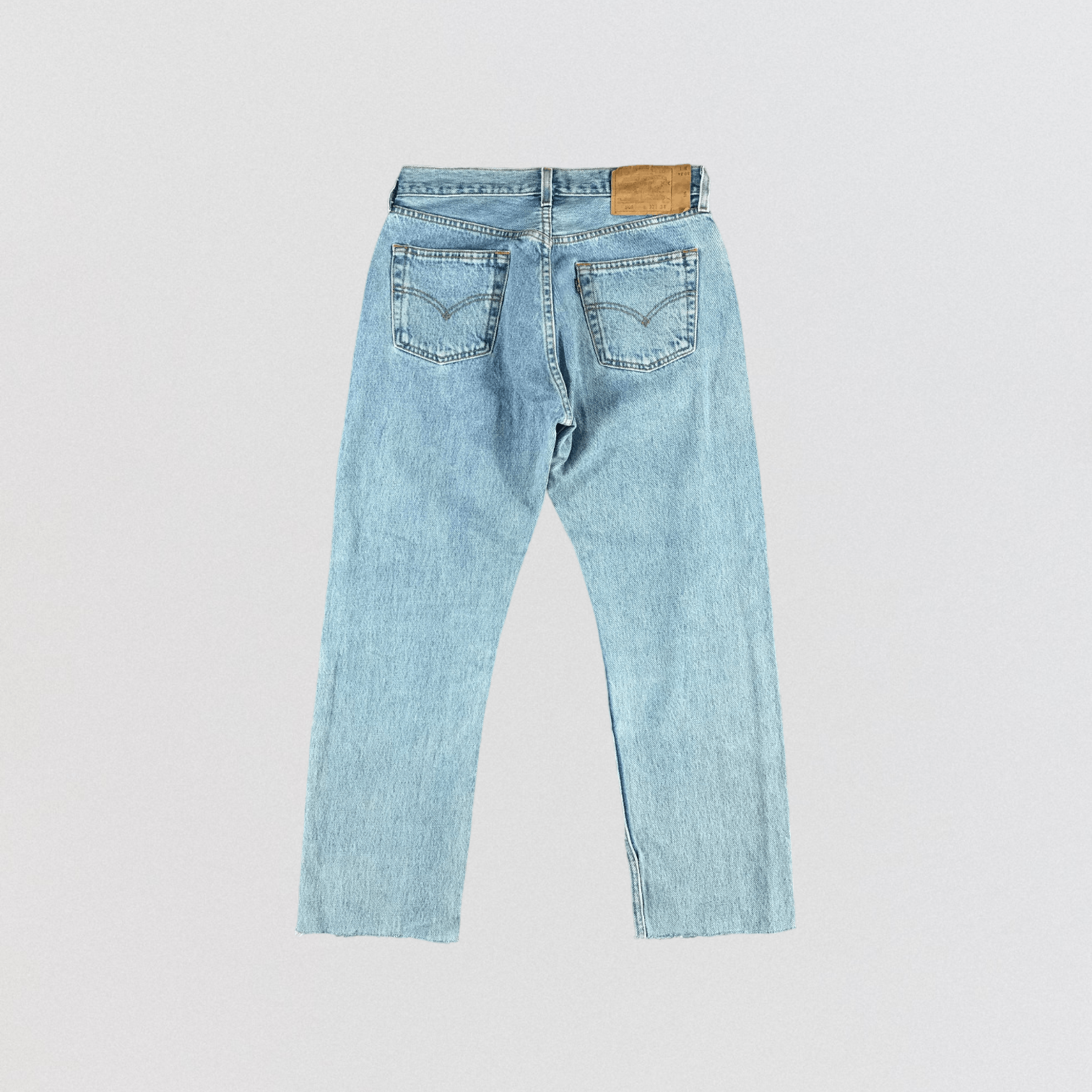 Levi's × Vintage Vintage 90s Light Wash Levis 501 Jeans-JM2822 Size US 30 / EU 46 - 2 Thumbnail