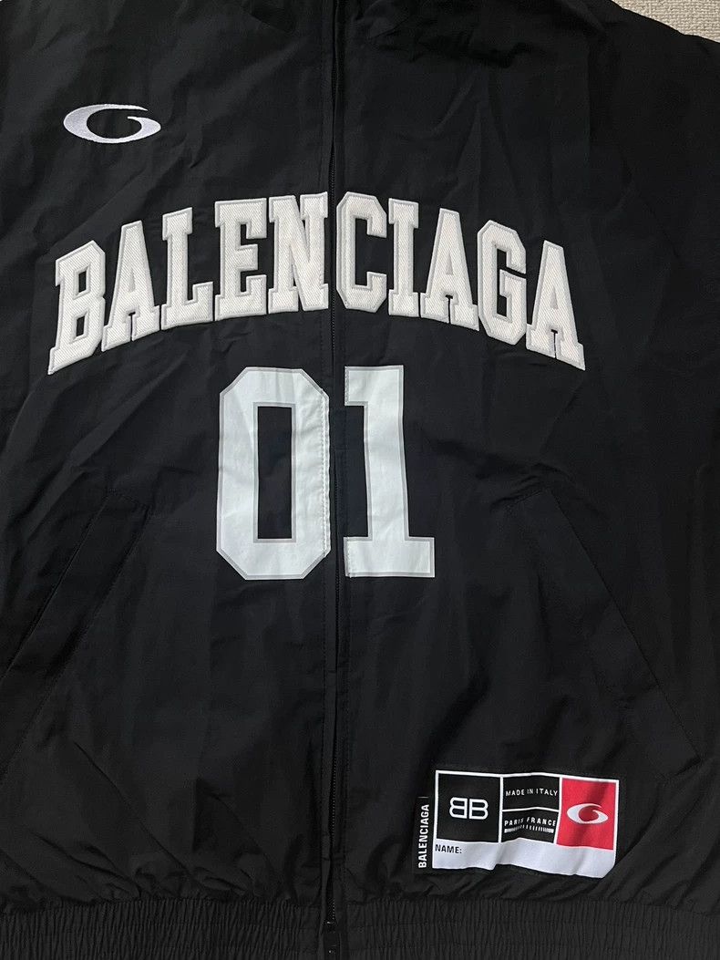Balenciaga Balenciaga Basketball Series Printed Zip Long Sleeve Jacke Size US XS / EU 42 / 0 - 6 Thumbnail