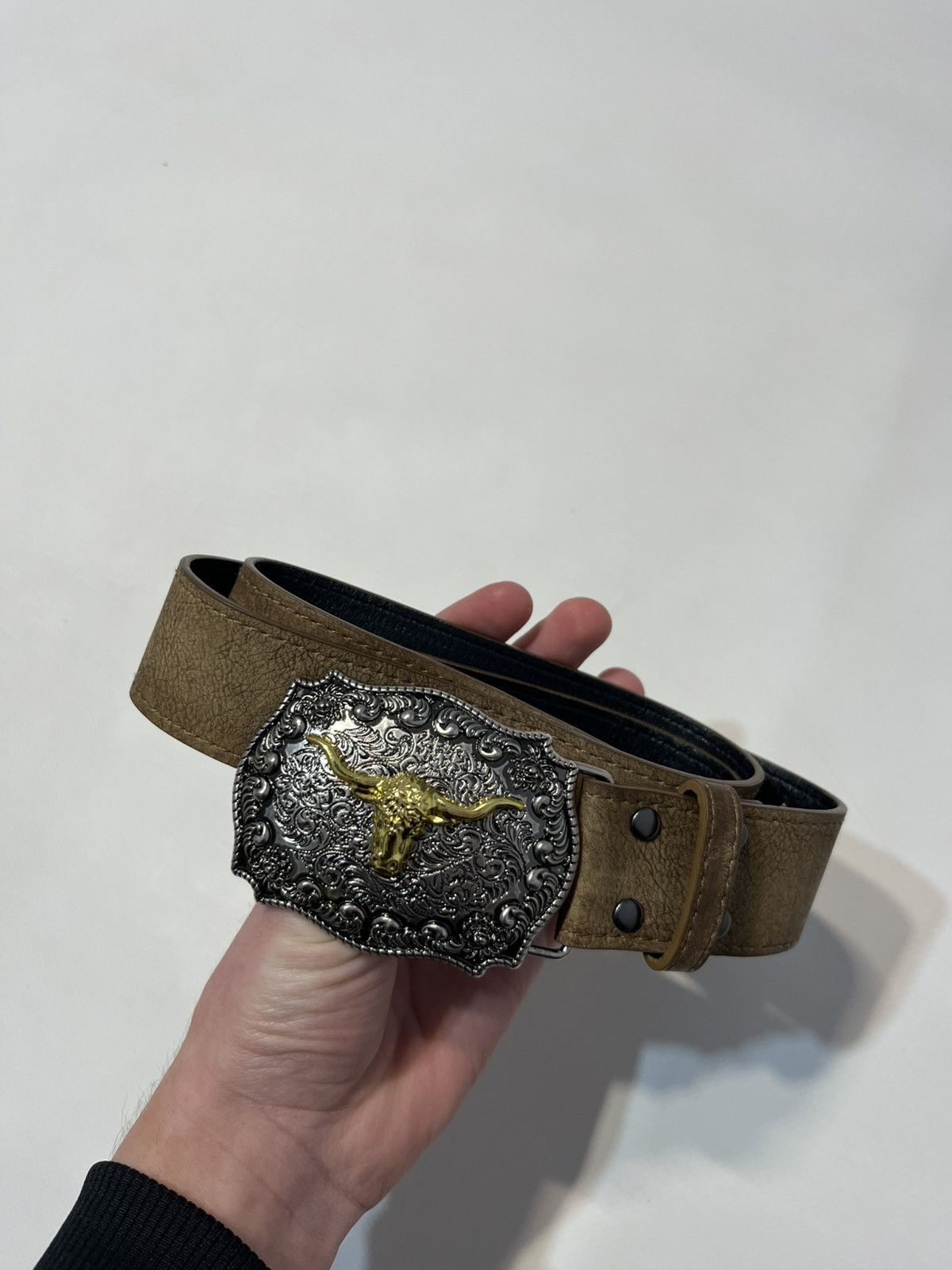 Vintage Vintage Leather Bull Belt Size ONE SIZE - 1 Thumbnail