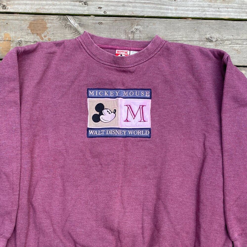 Disney × Vintage Vintage 1994 Embroidered Disney Mickey Mouse Crewneck Sweat Size US L / EU 52-54 / 3 - 1 Thumbnail